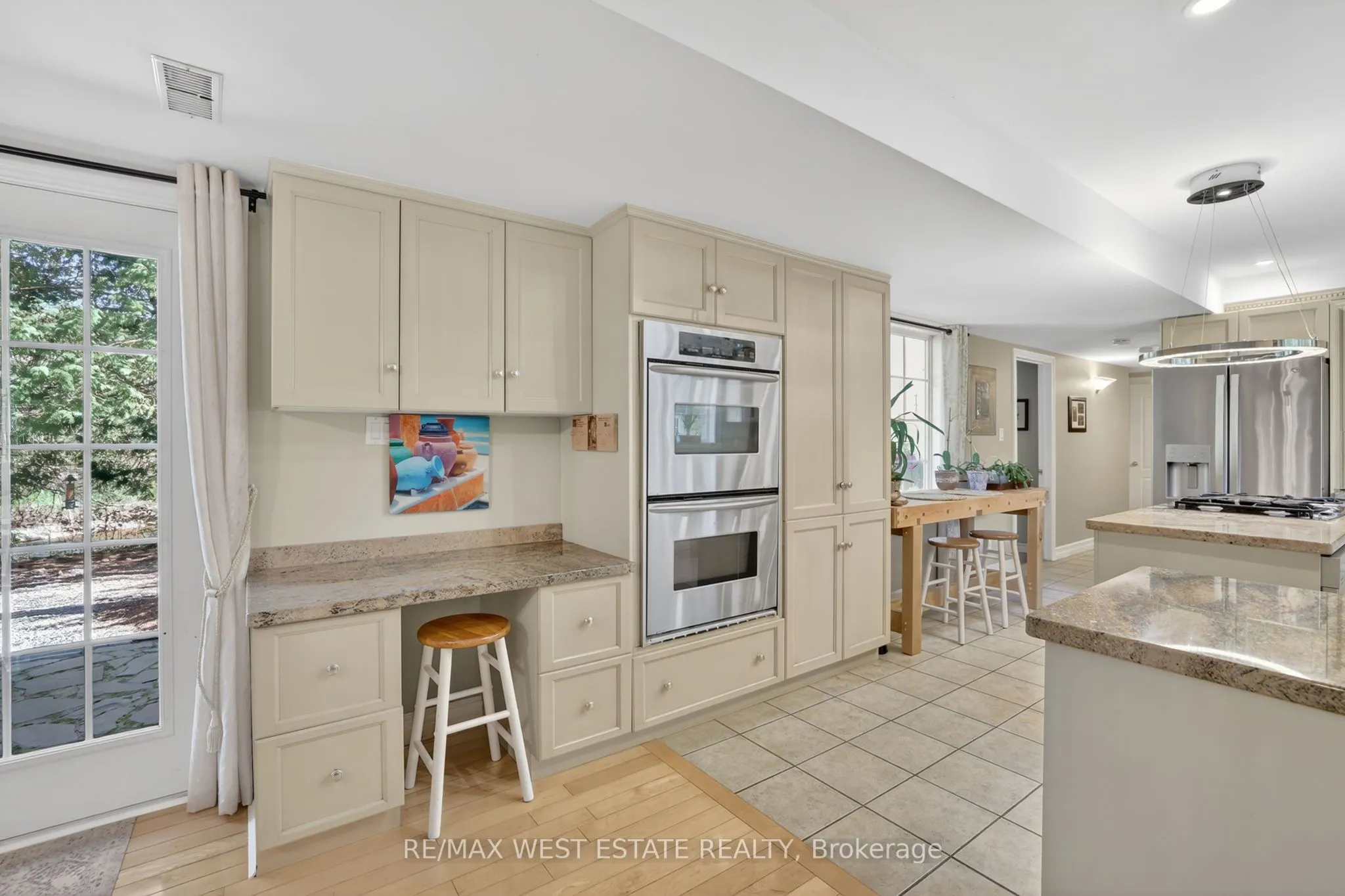 308049 Hockley Road