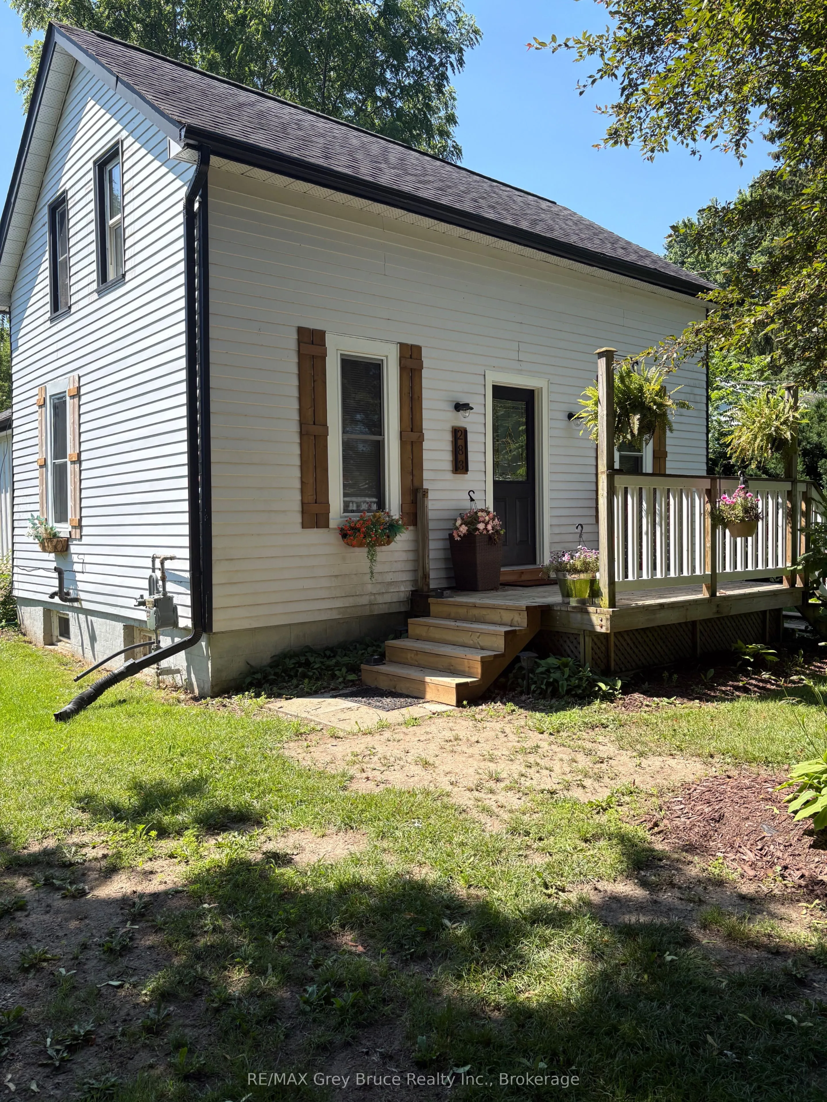 283 MARGARET Street