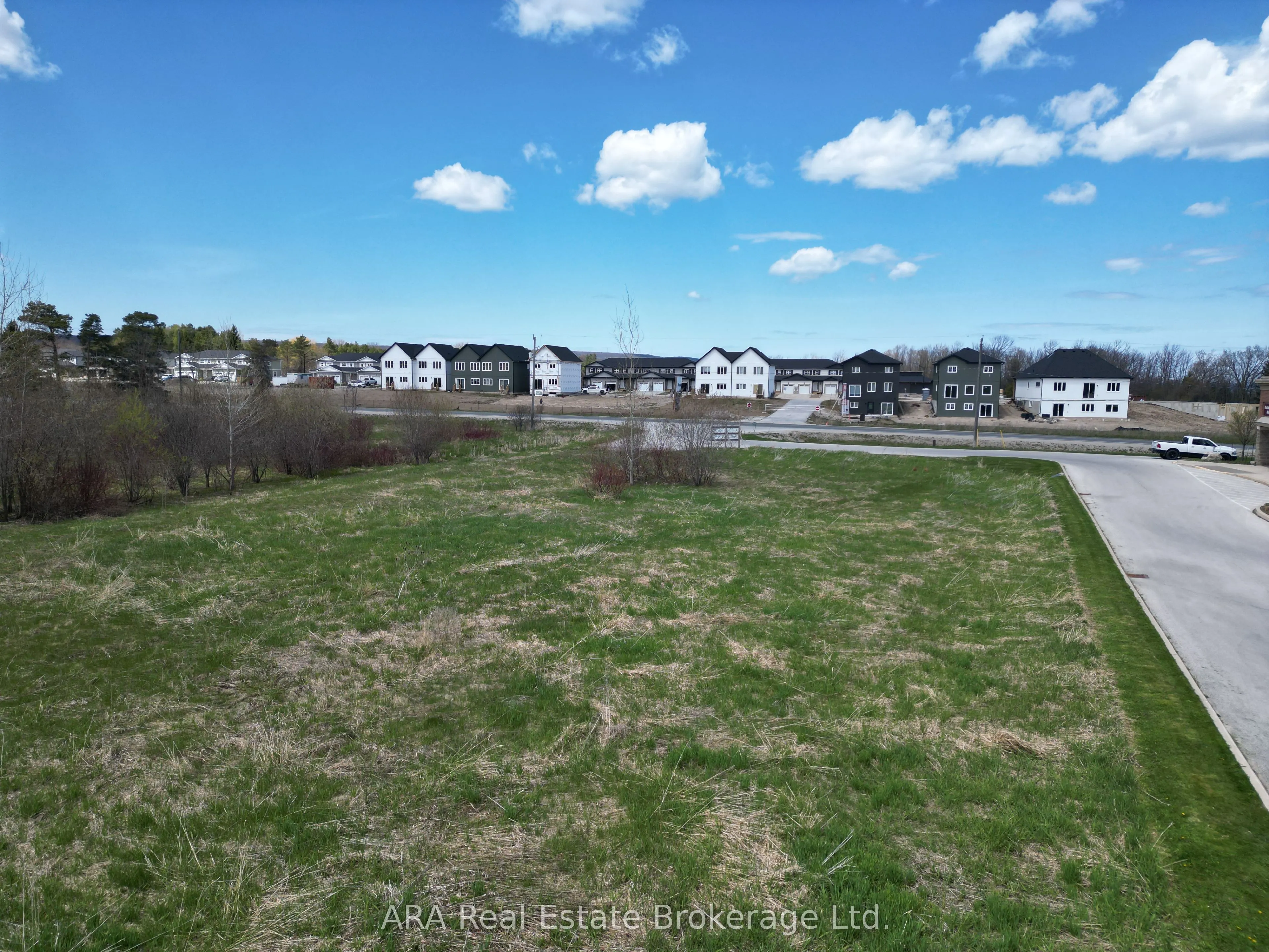 206104 26 Highway W