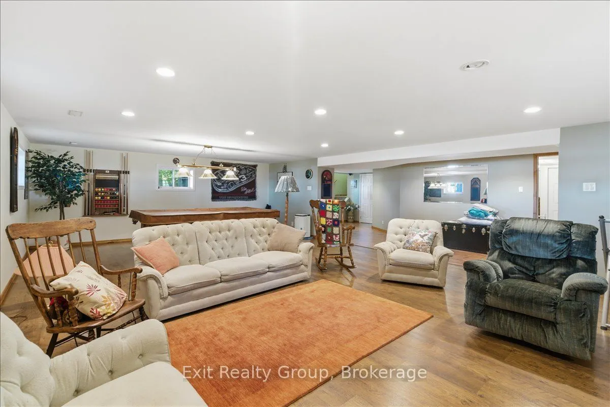 919 Cook Road
