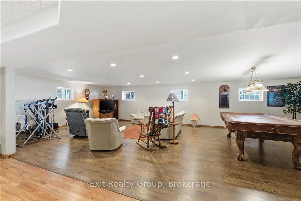 919 Cook Road