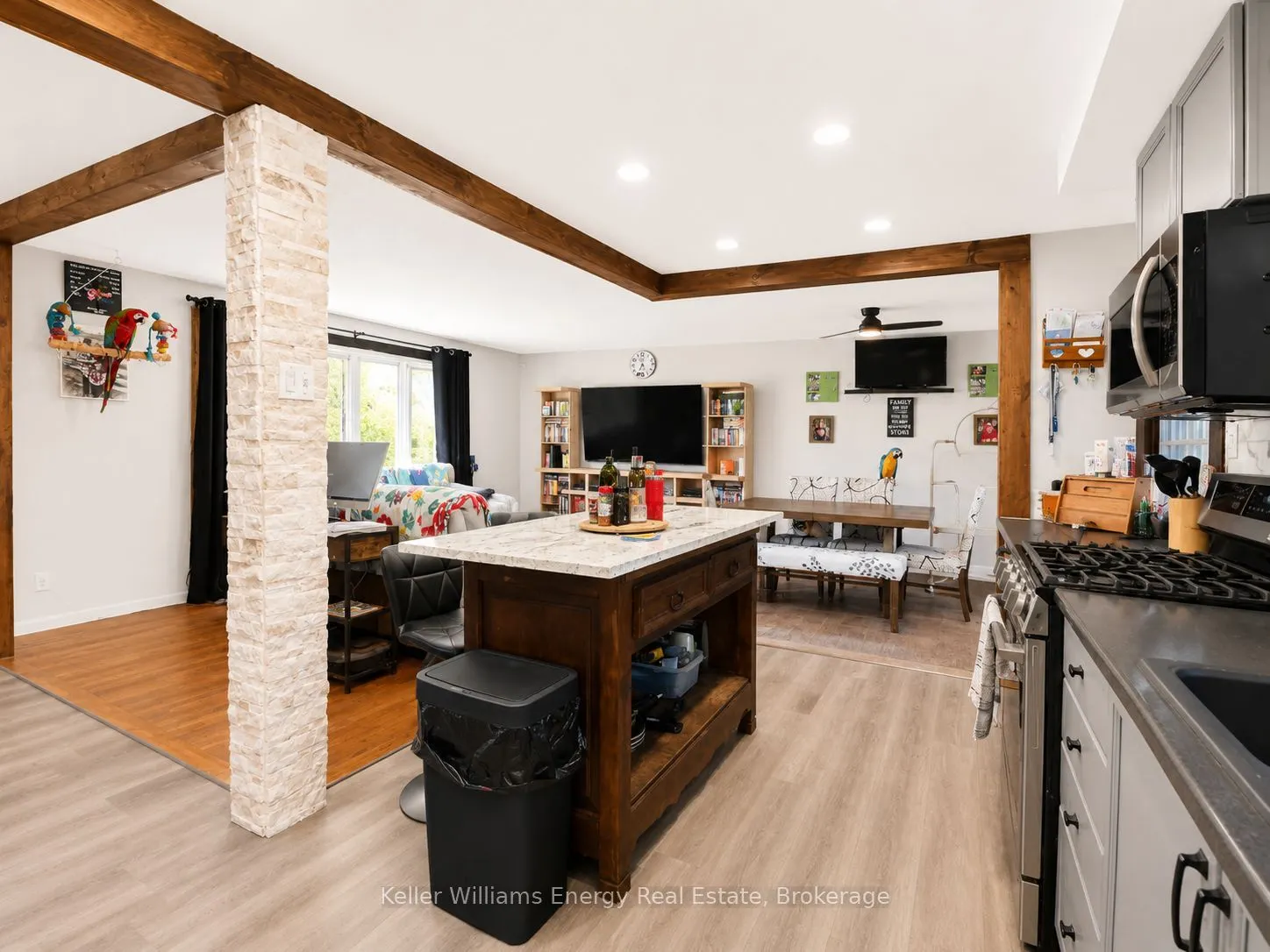 245 Smart Crescent