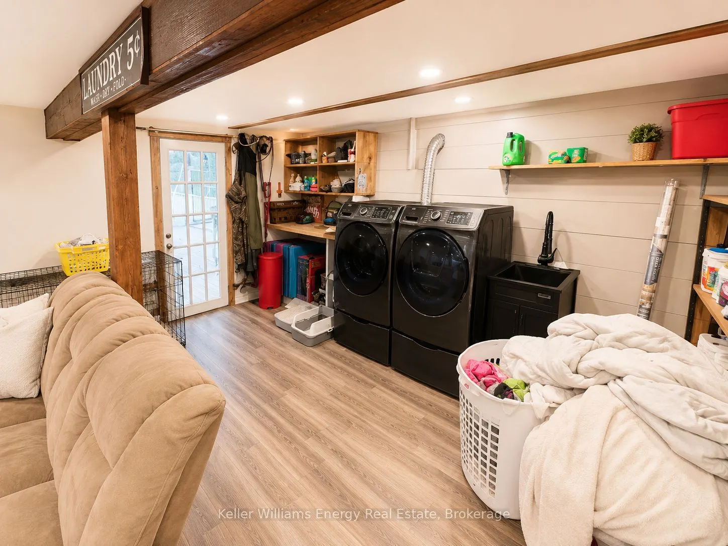 245 Smart Crescent