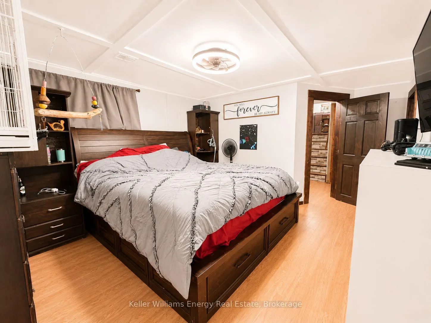 245 Smart Crescent
