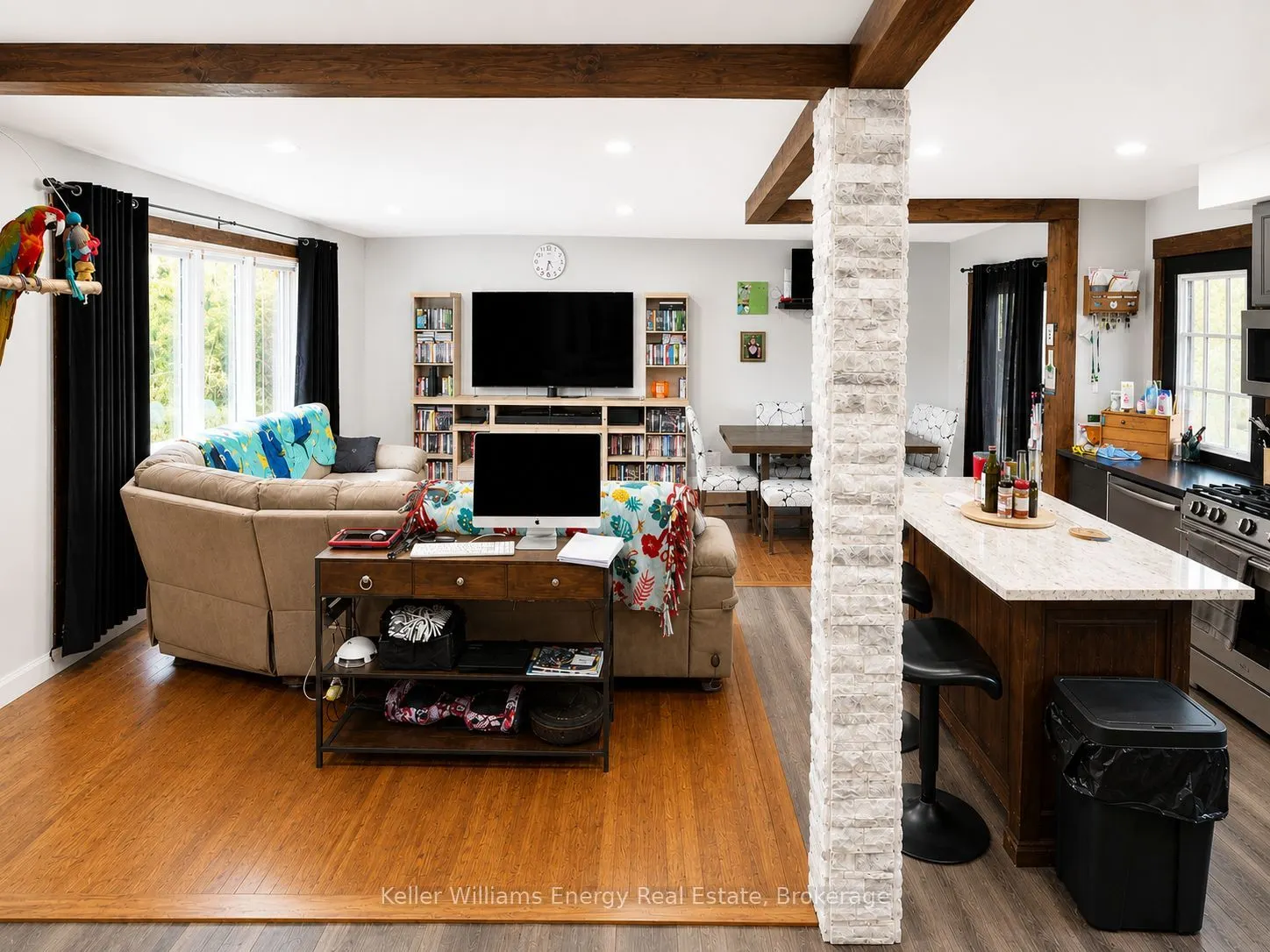 245 Smart Crescent