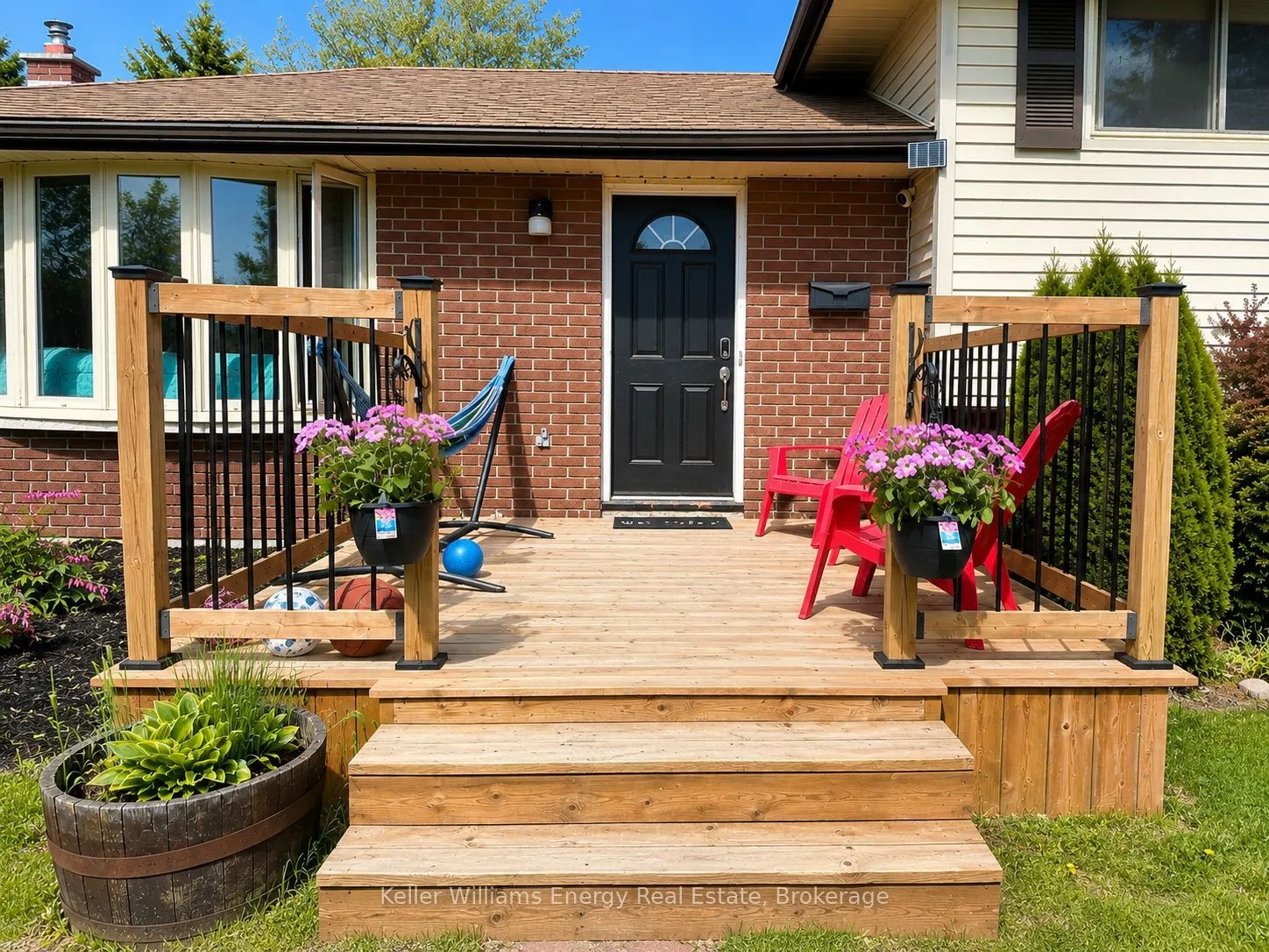245 Smart Crescent
