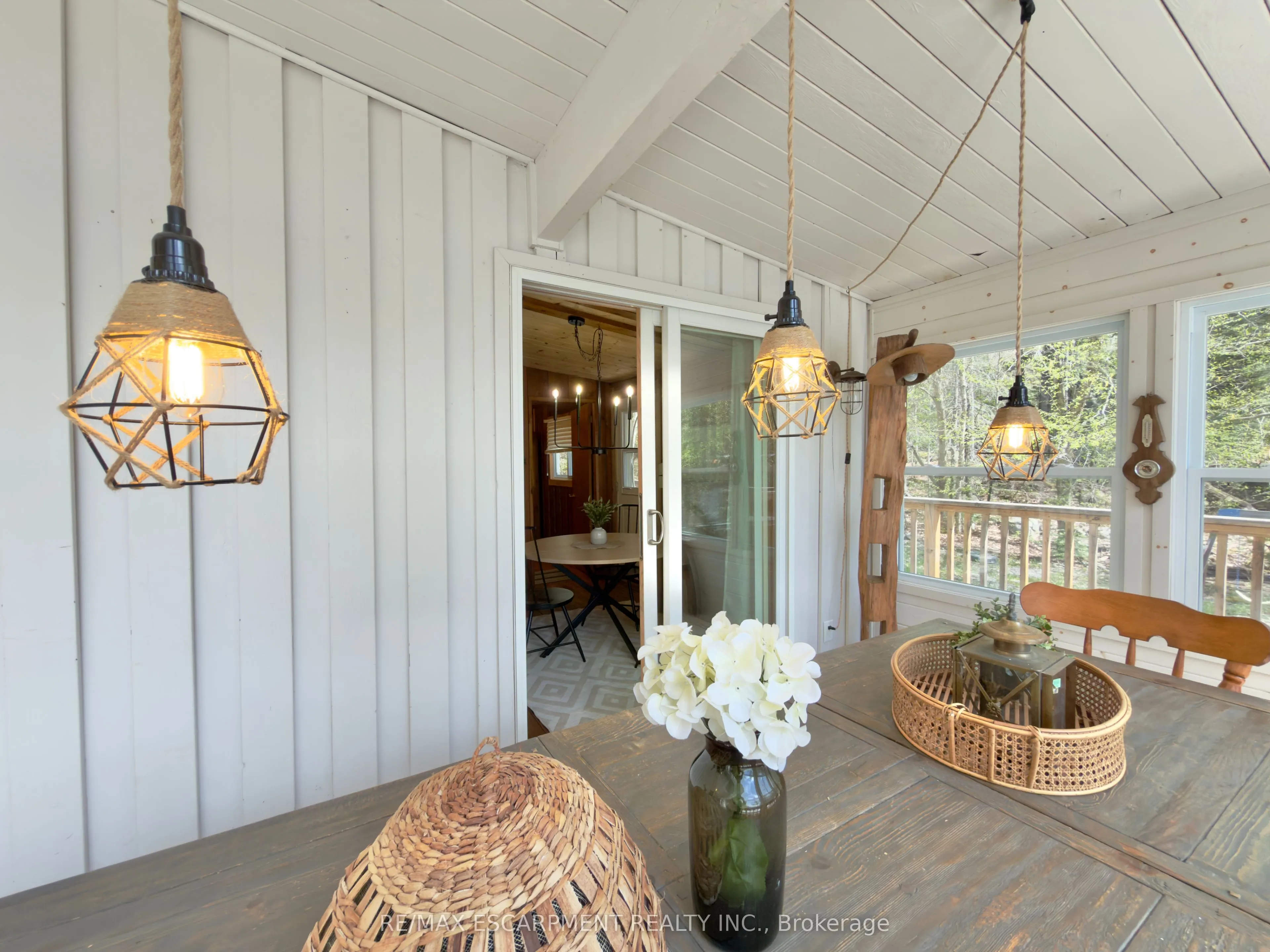 2787 Watts Road