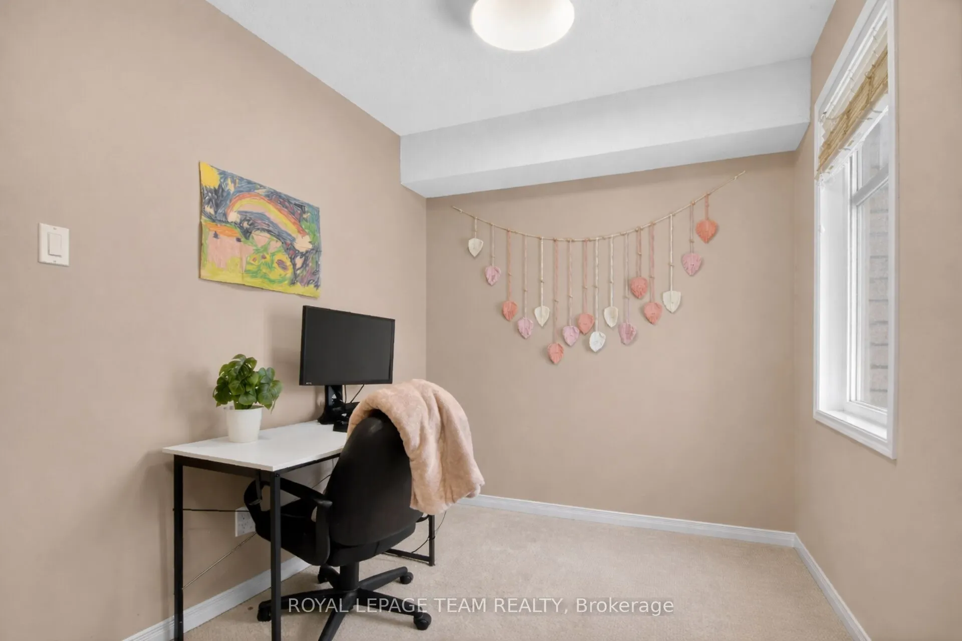 255 Deercroft Avenue #1