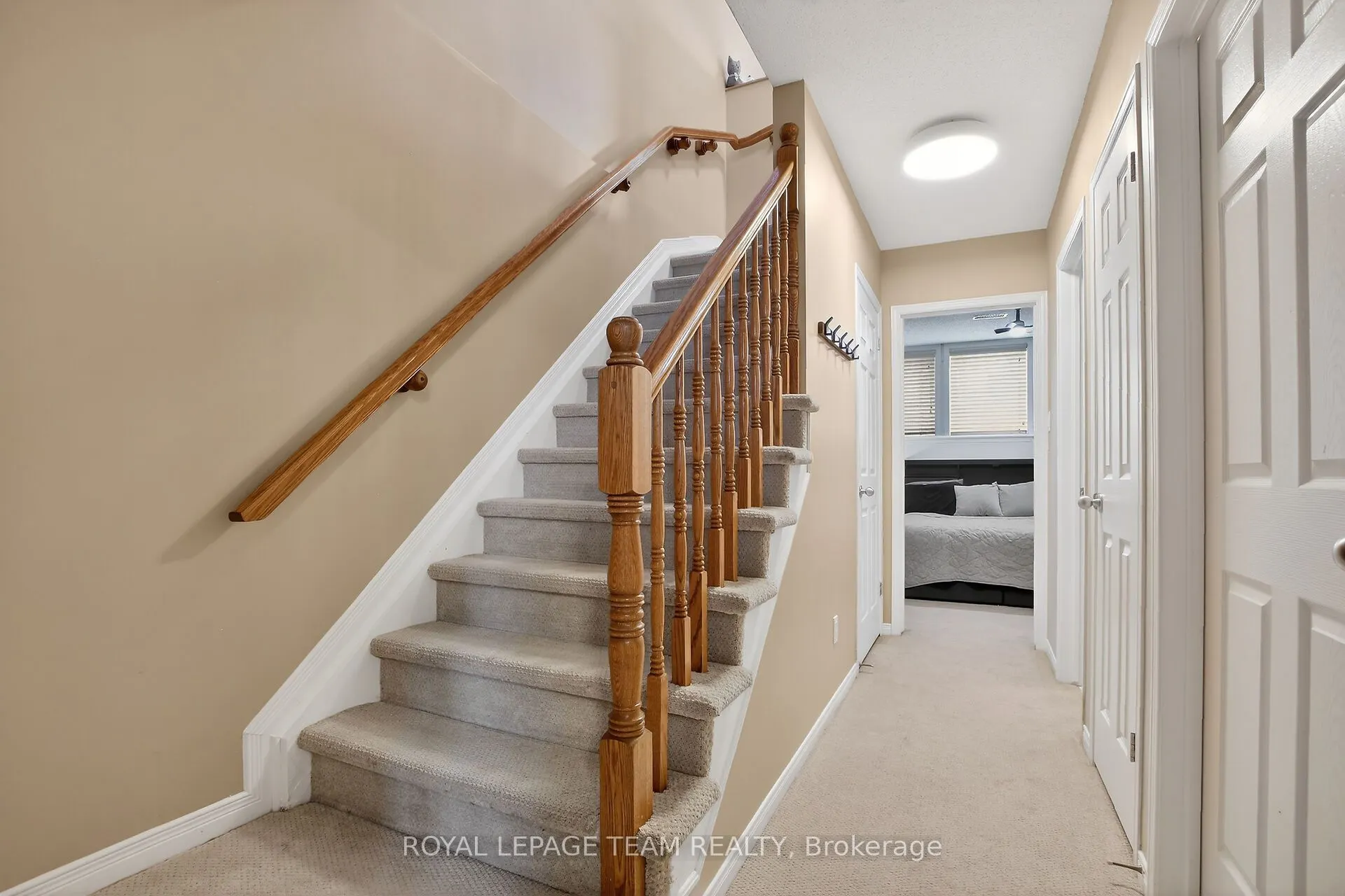 255 Deercroft Avenue #1