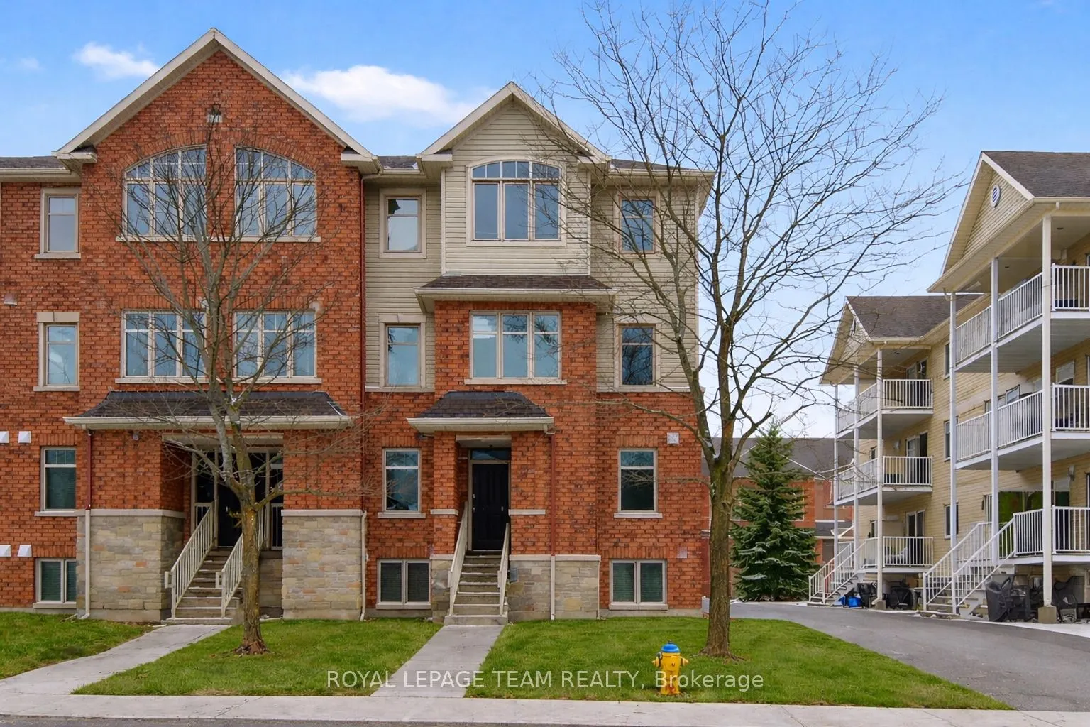 255 Deercroft Avenue #1