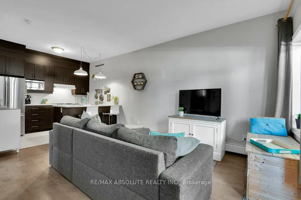 183 Bourdeau Boulevard #4
