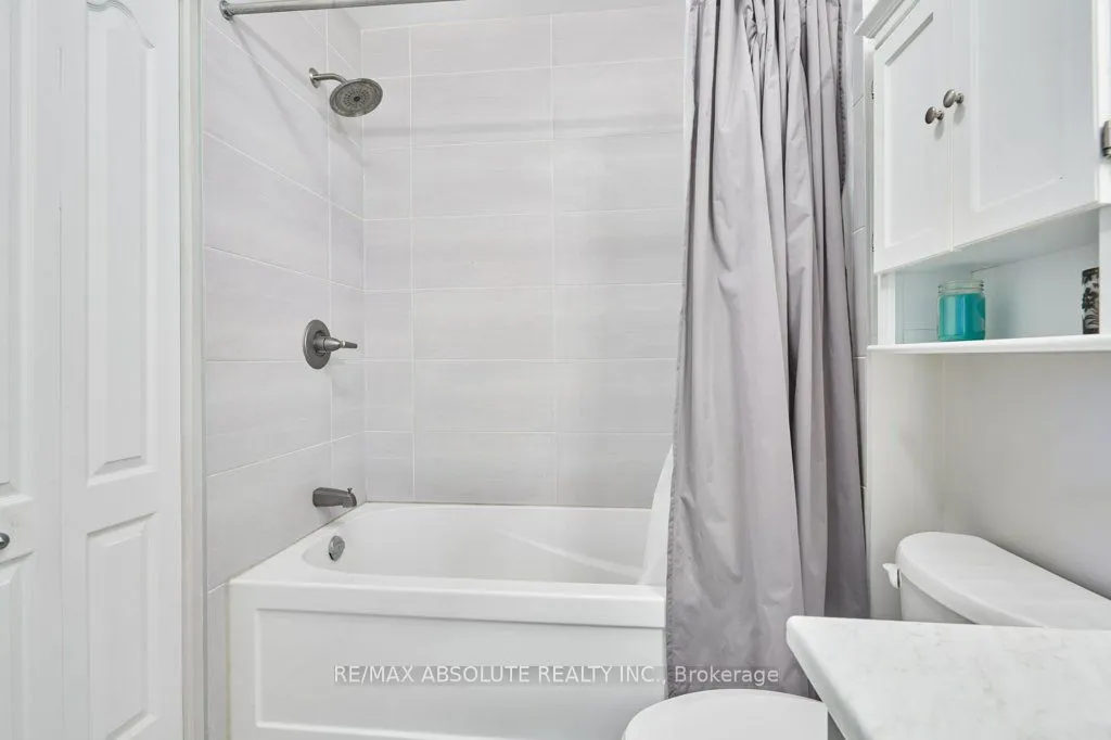 183 Bourdeau Boulevard #4