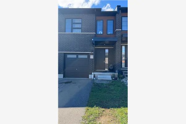 928 Robert Ferrie Drive