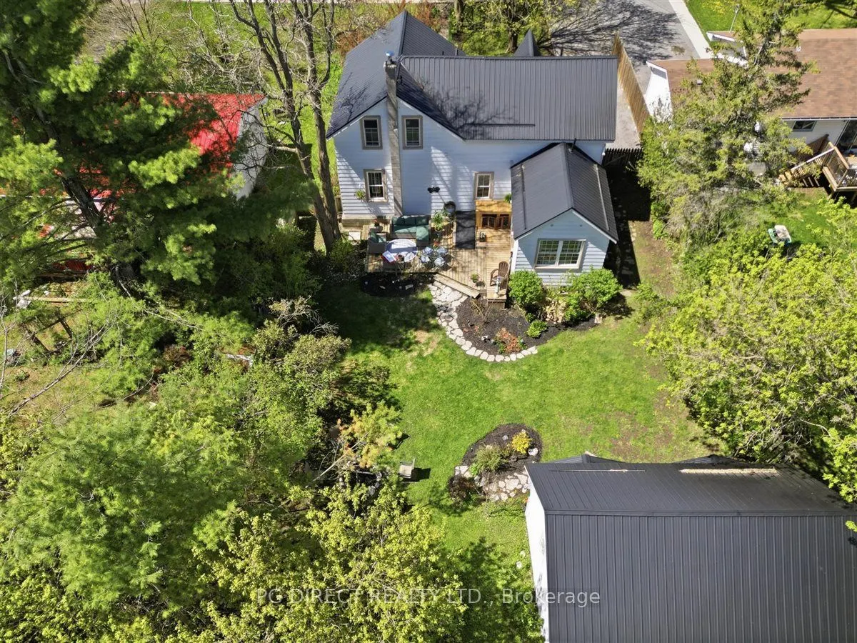 24 N Hastings Avenue