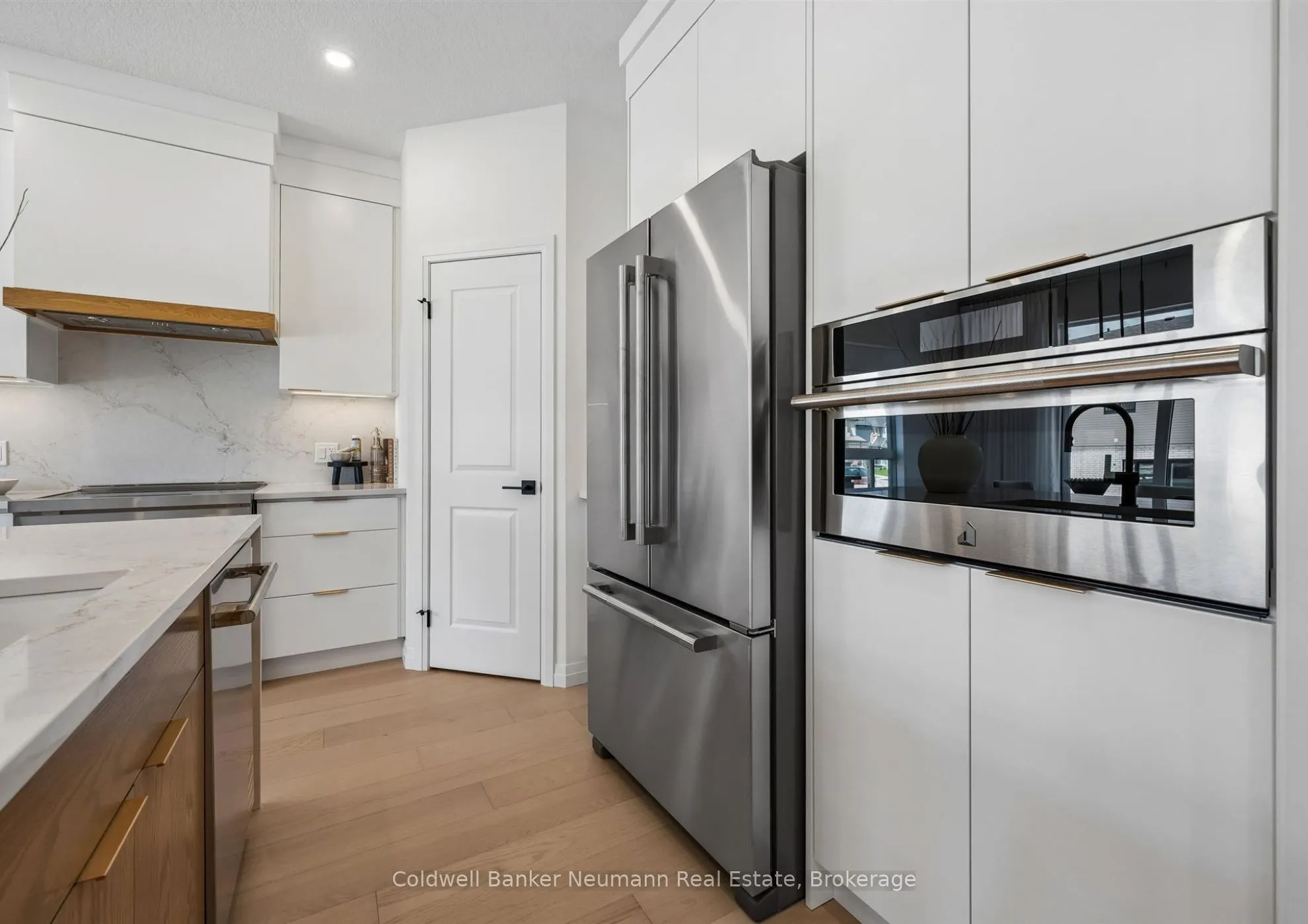 636 Anton Crescent
