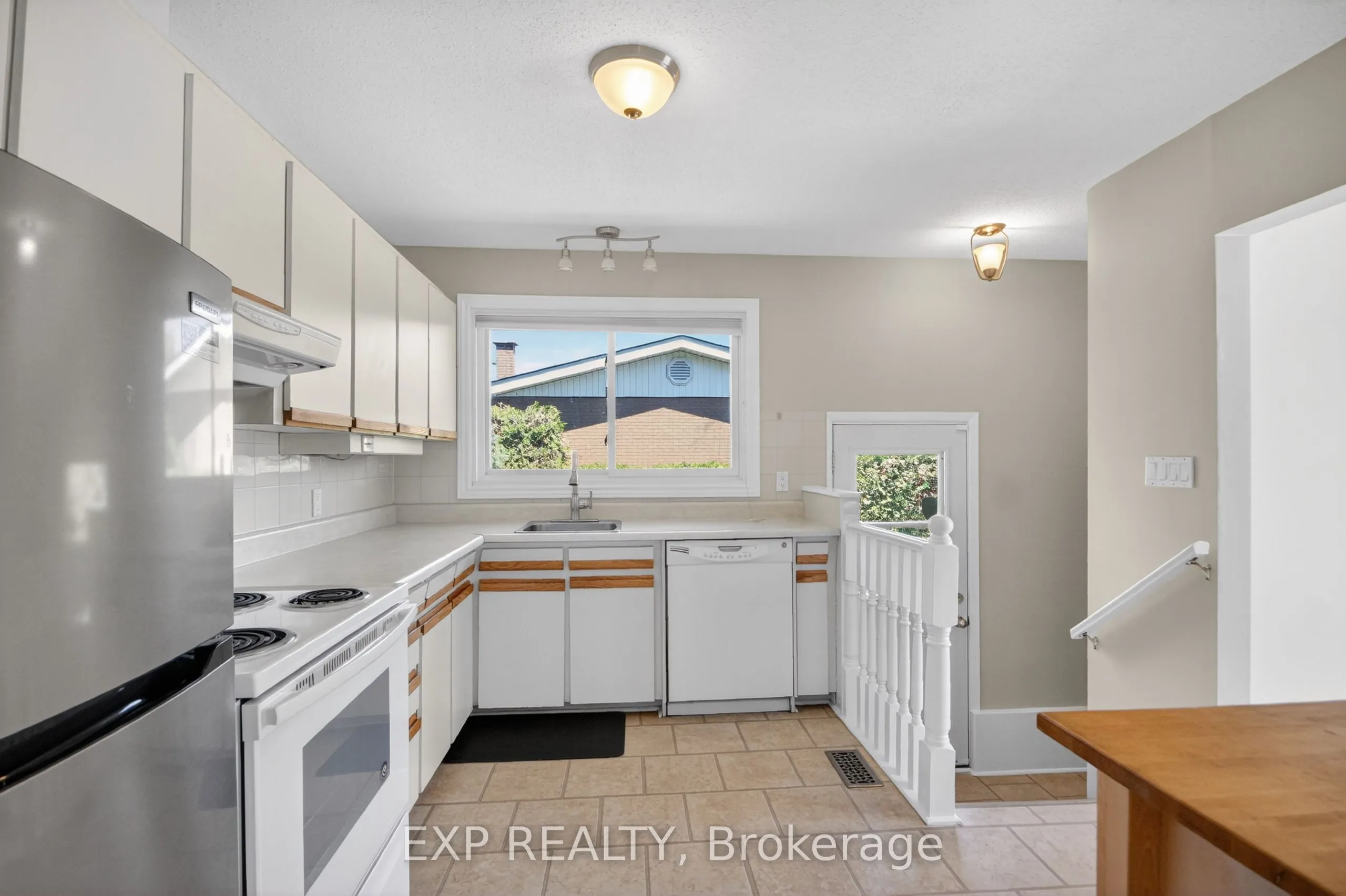 31 Barlyn Avenue