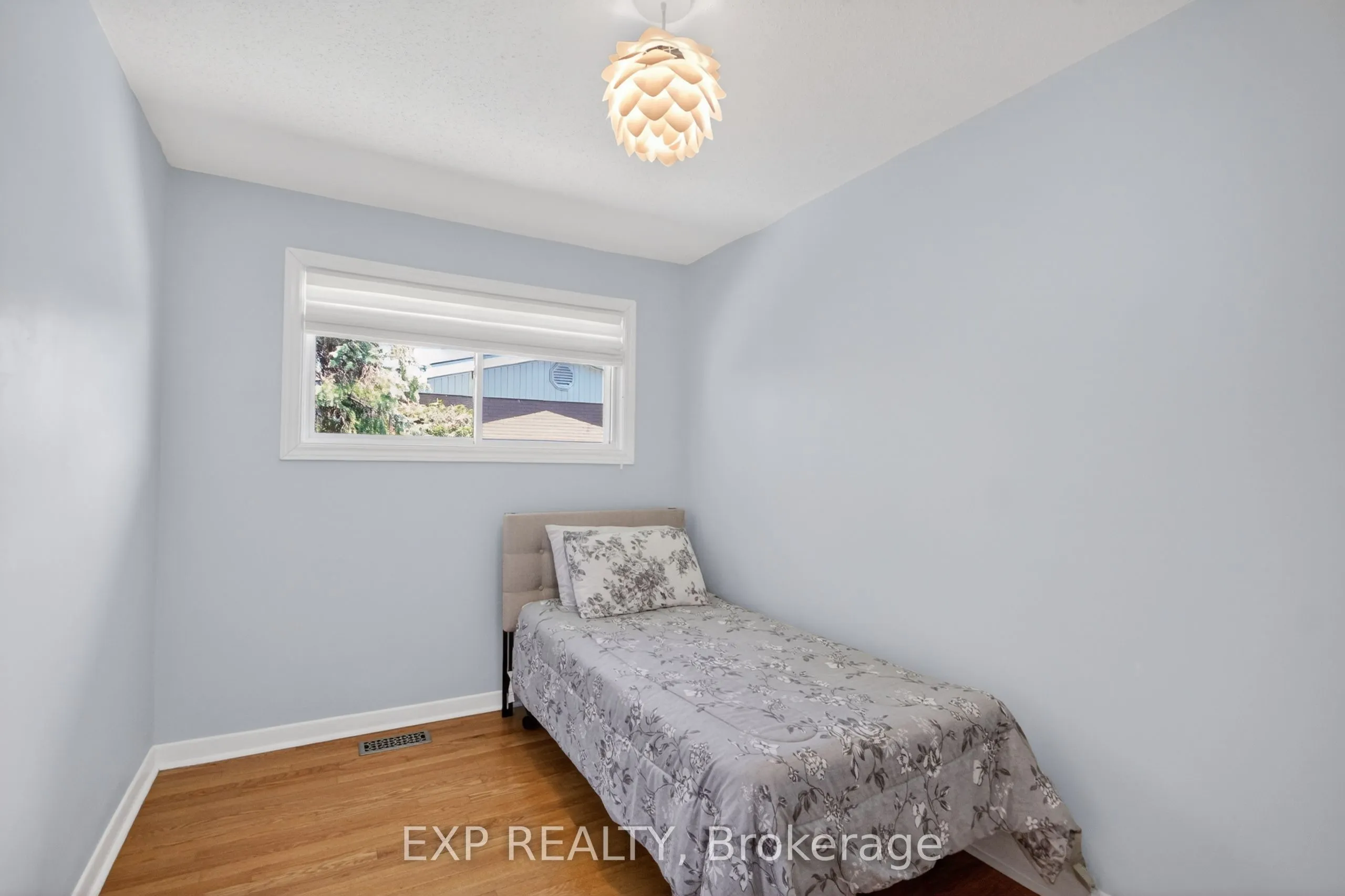 31 Barlyn Avenue