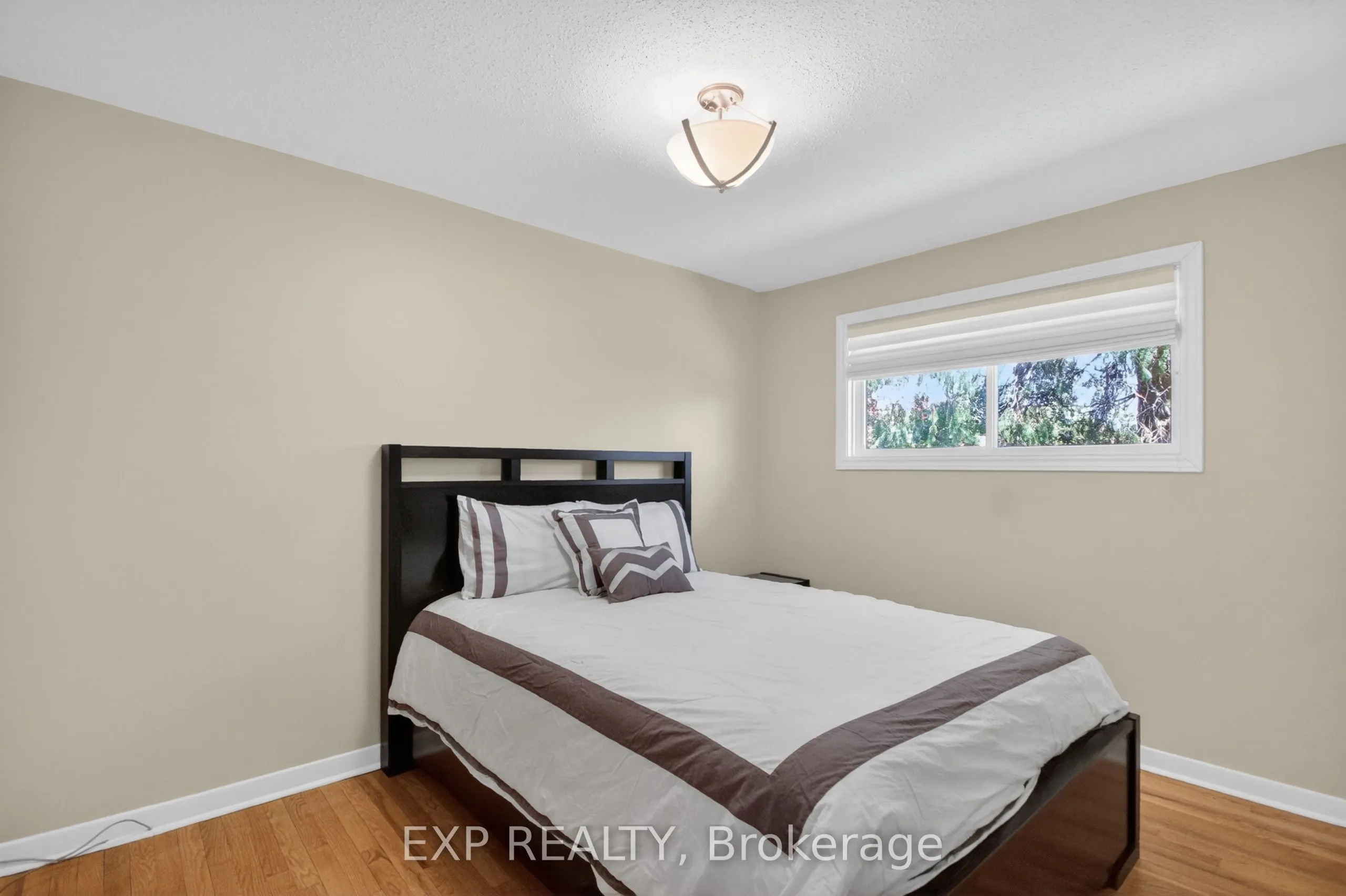 31 Barlyn Avenue