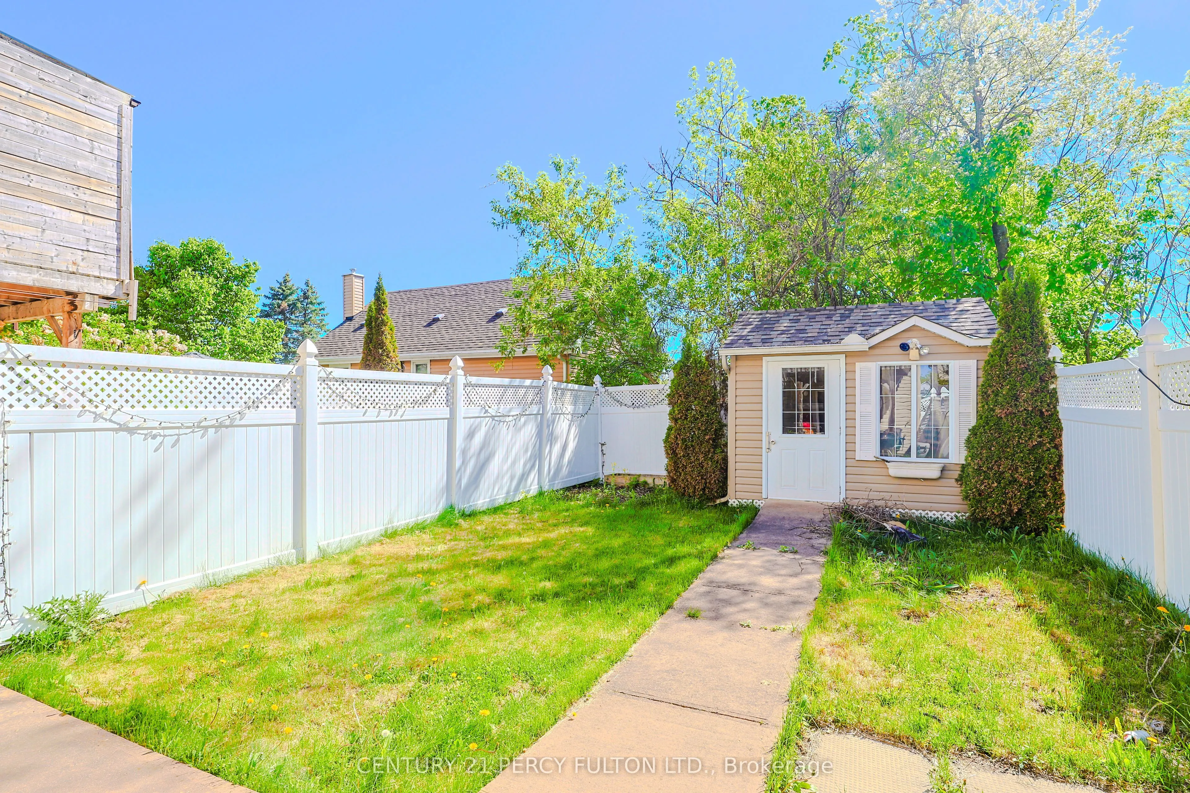 116 Dahlia Street