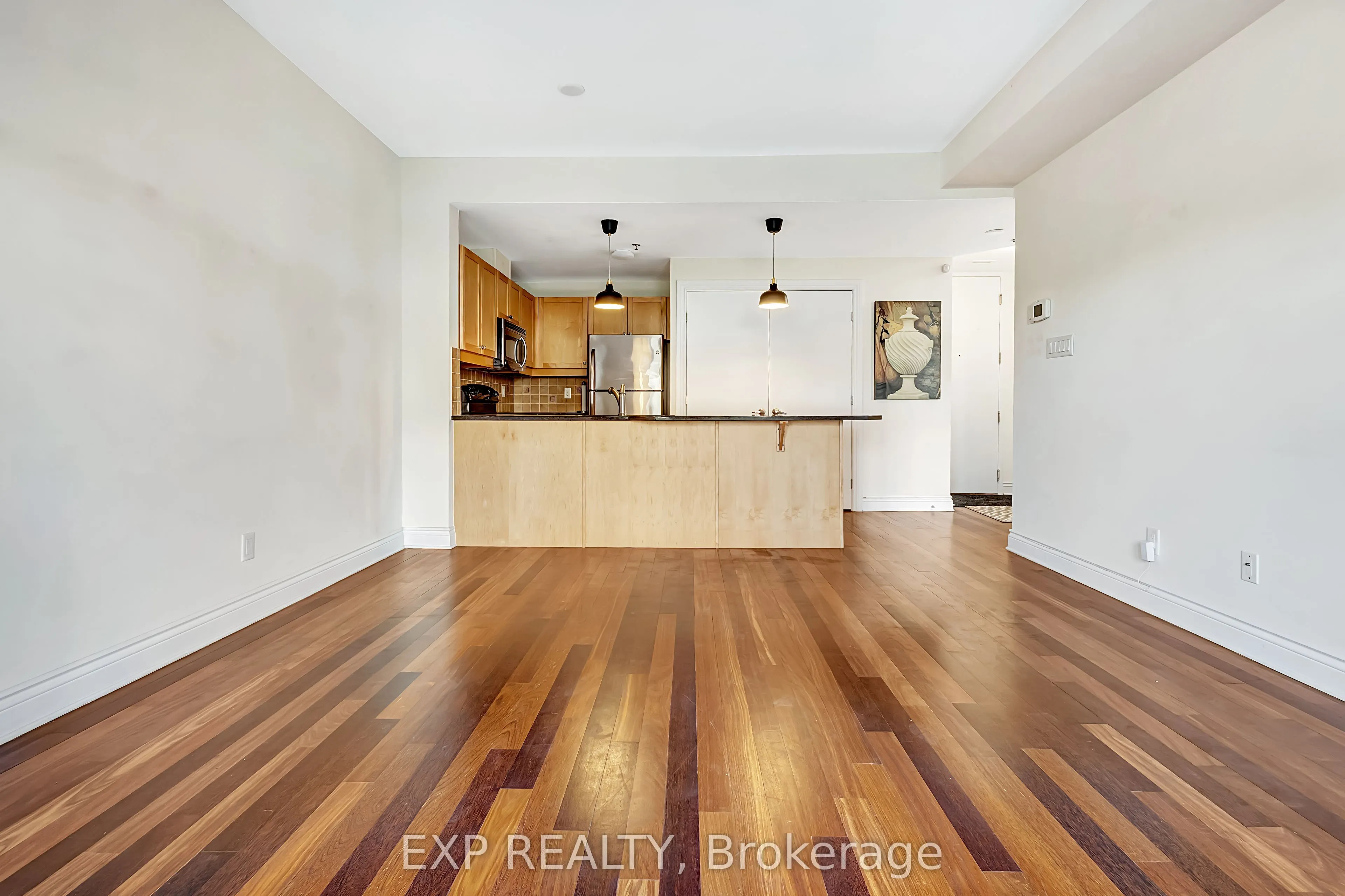 323 Winona Avenue #10