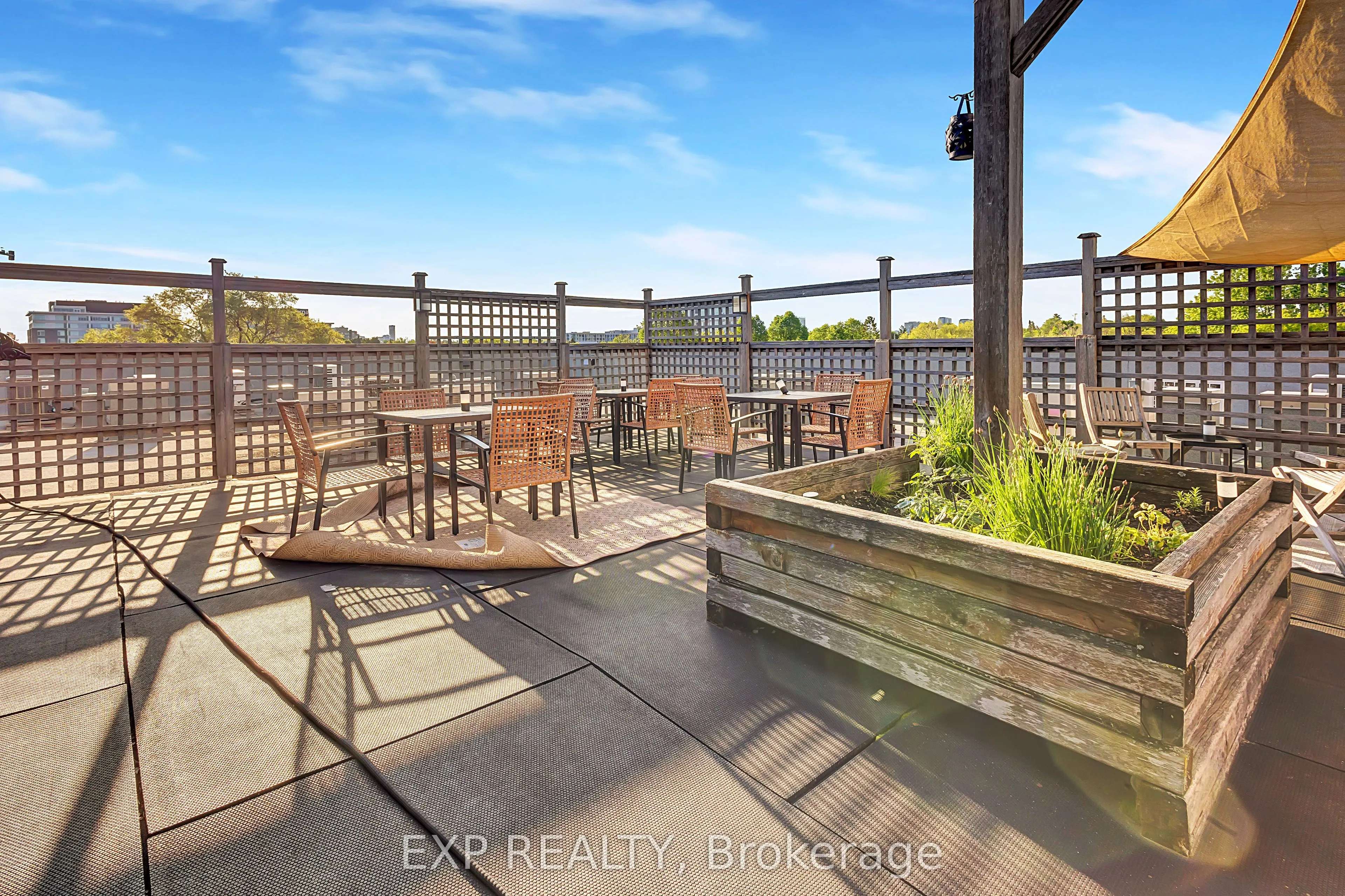 323 Winona Avenue #10