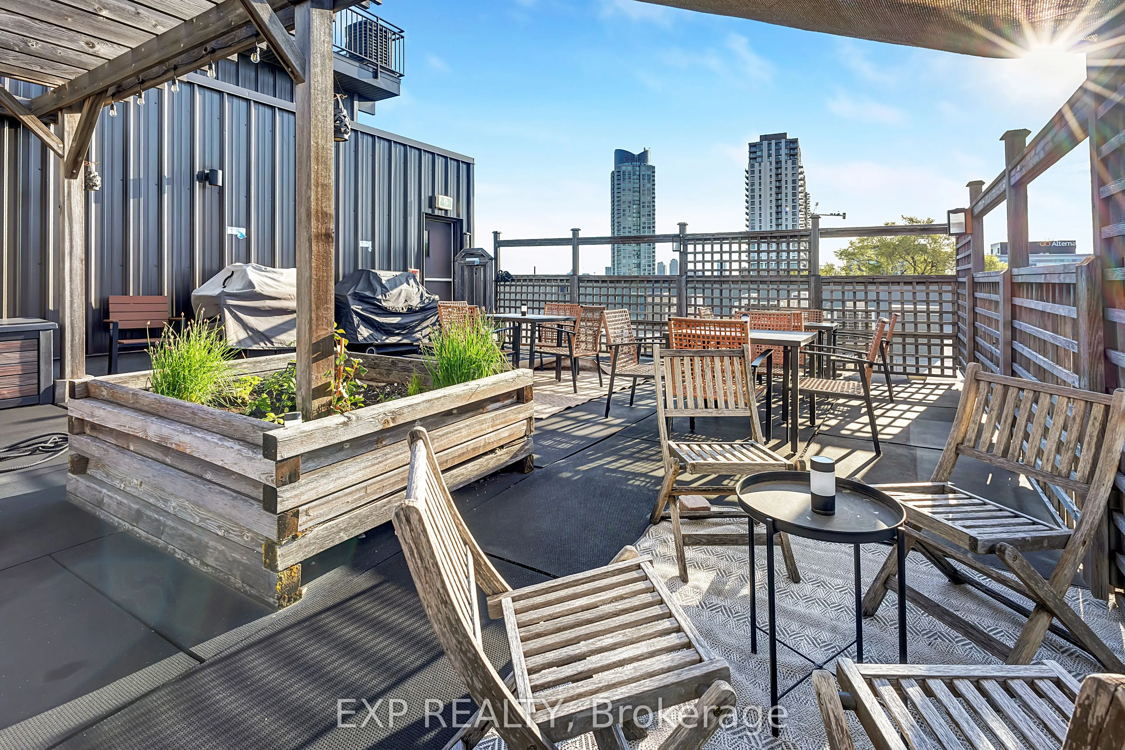 323 Winona Avenue #10