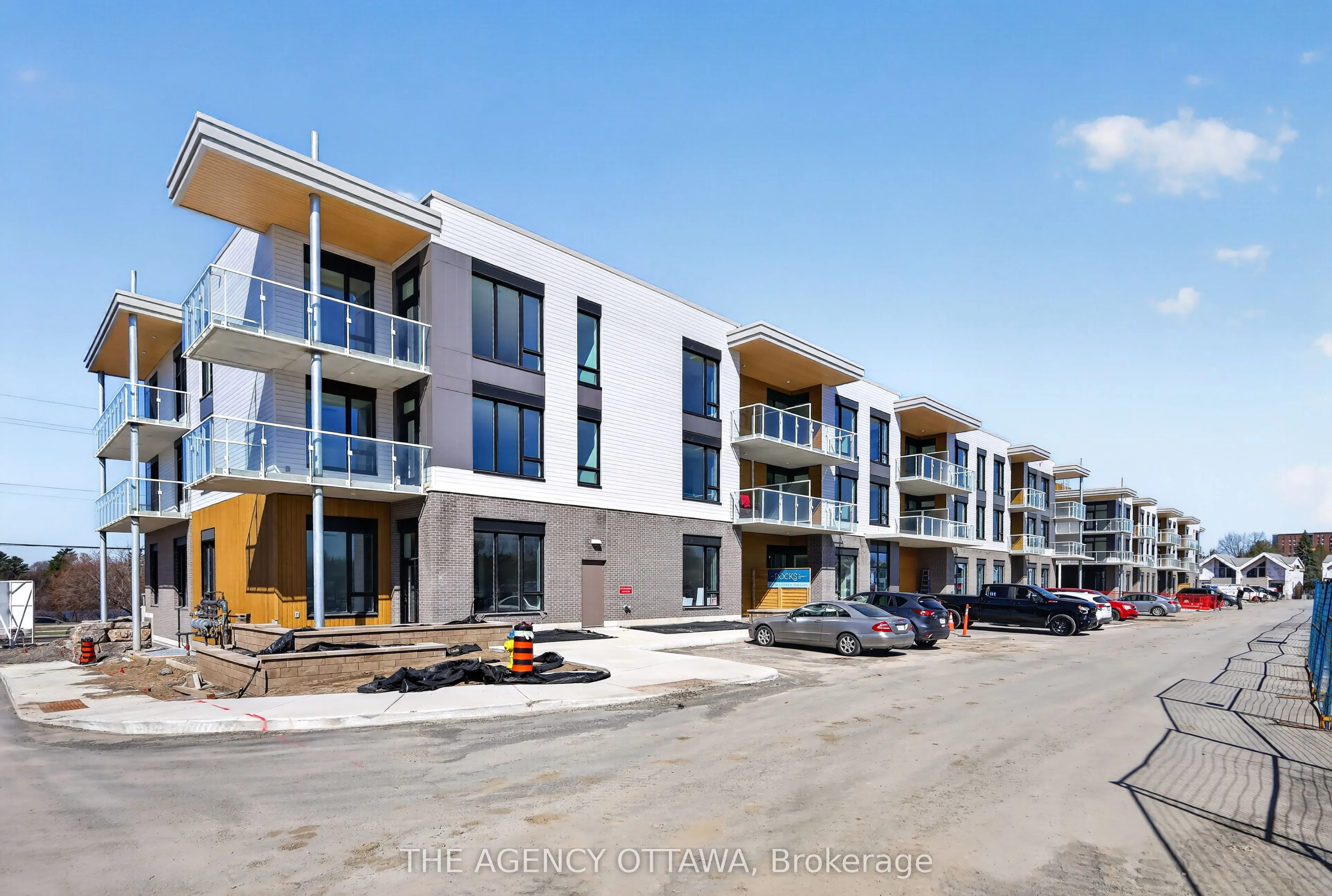 3085 Riverside Drive #304