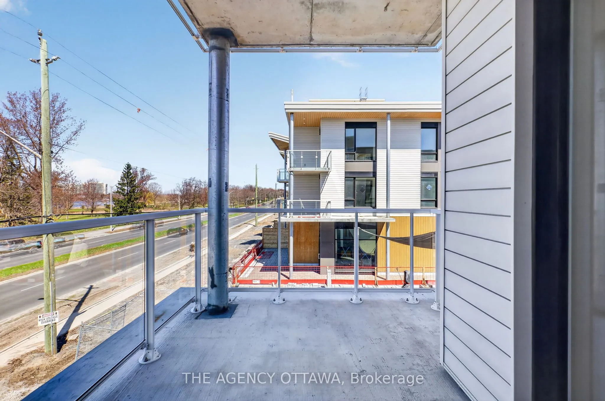 3085 Riverside Drive #304