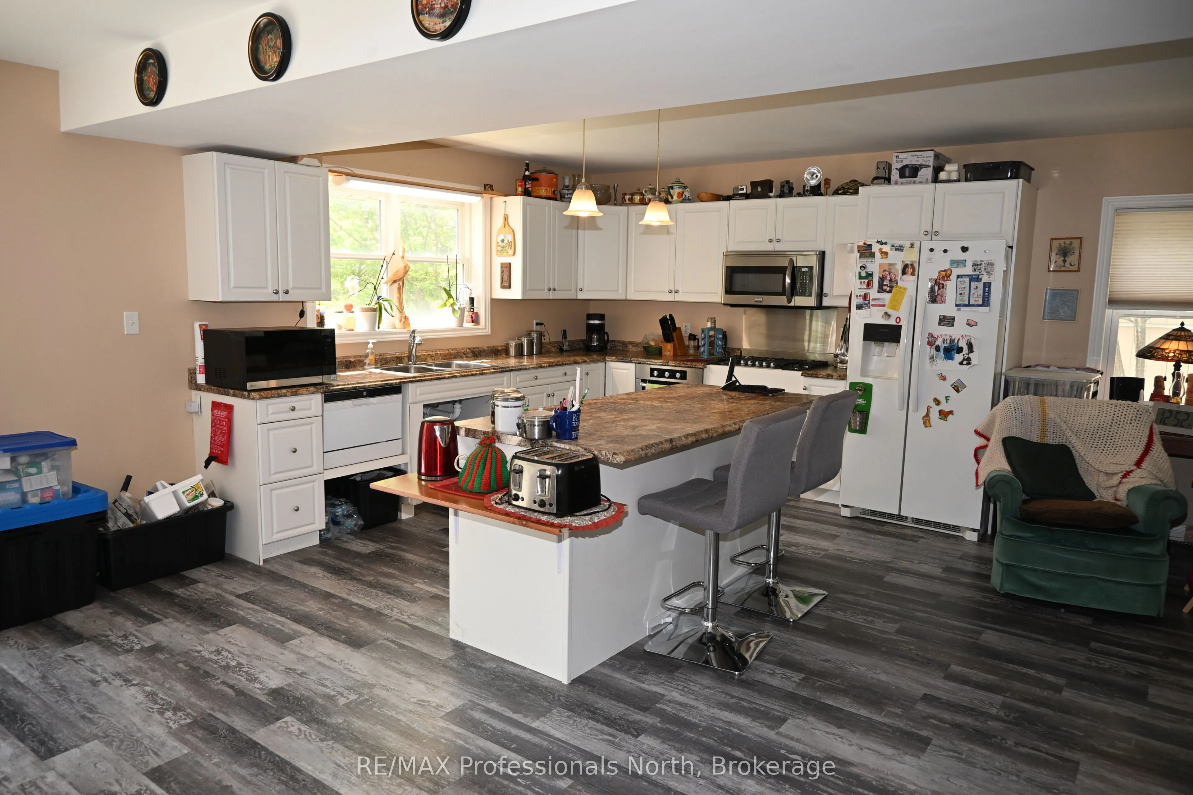 103 St Lawrence Street W