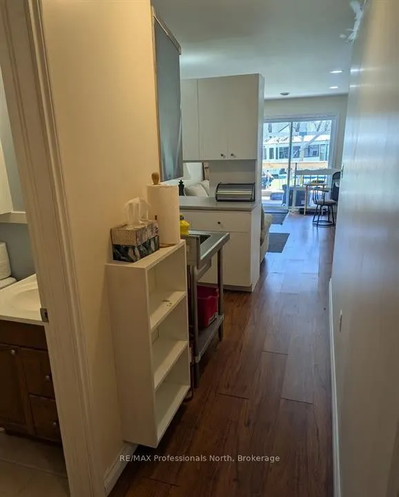103 St Lawrence Street W