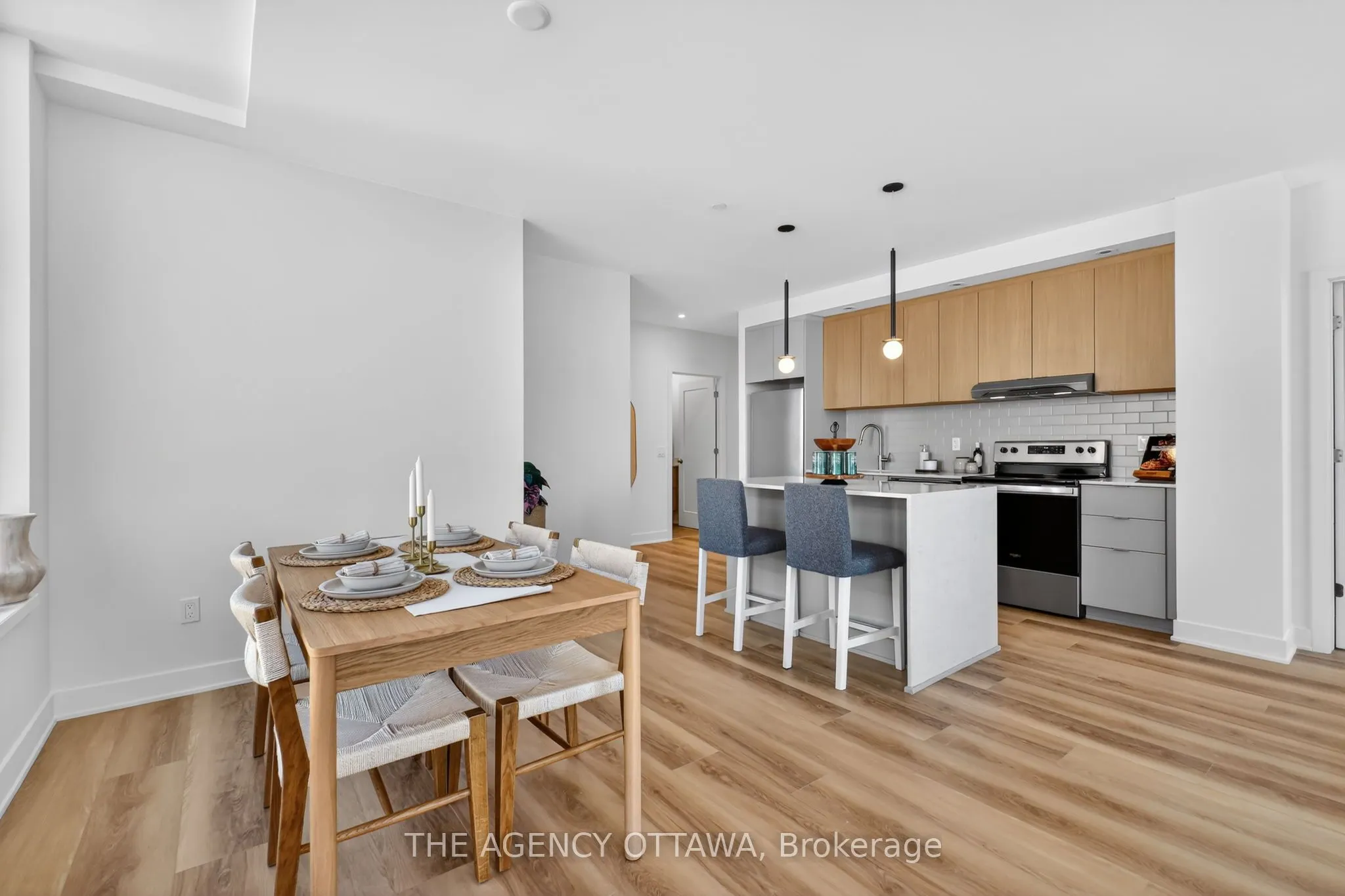 3085 Riverside Drive #201