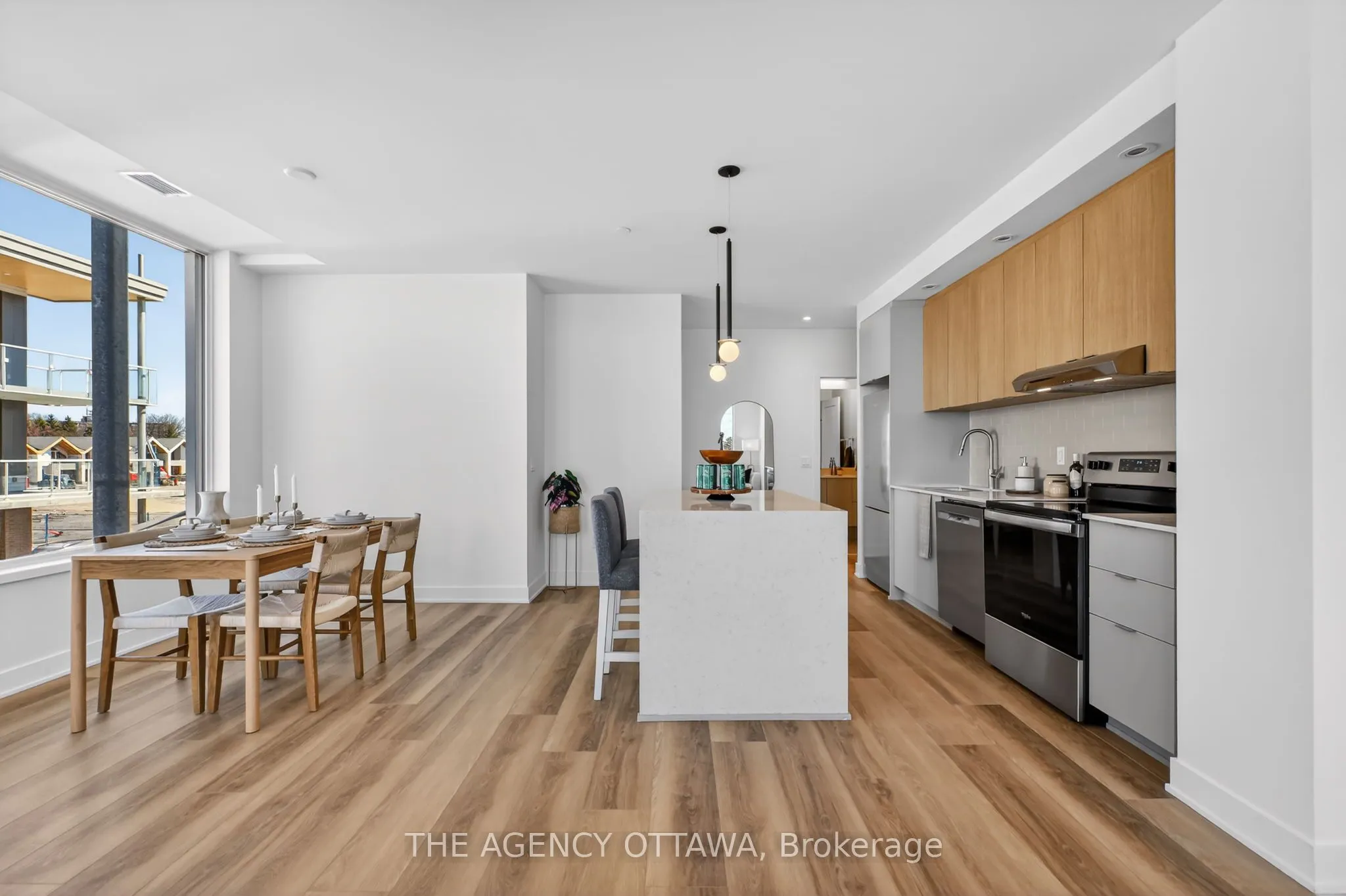 3085 Riverside Drive #201