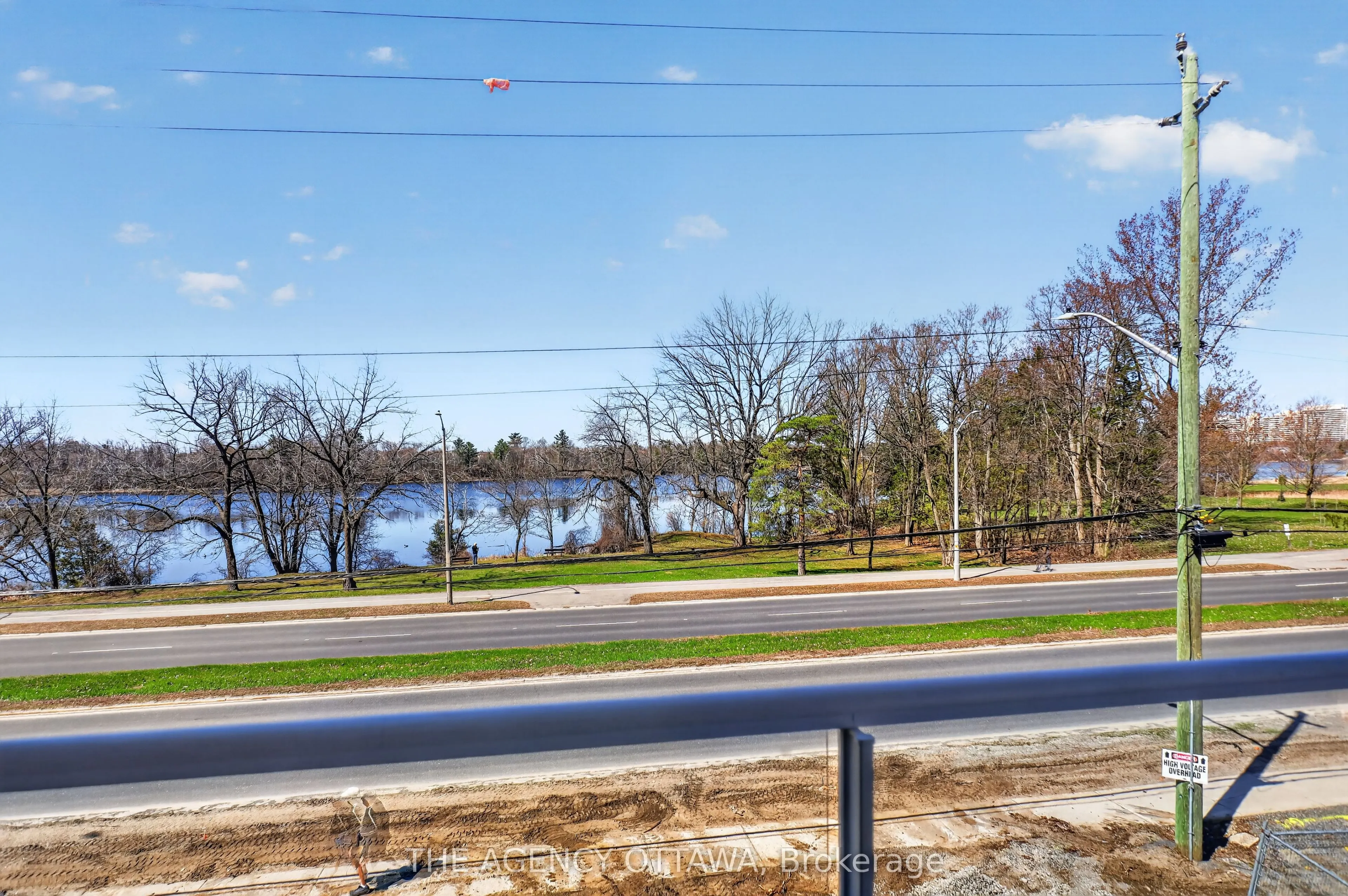 3085 Riverside Drive #201