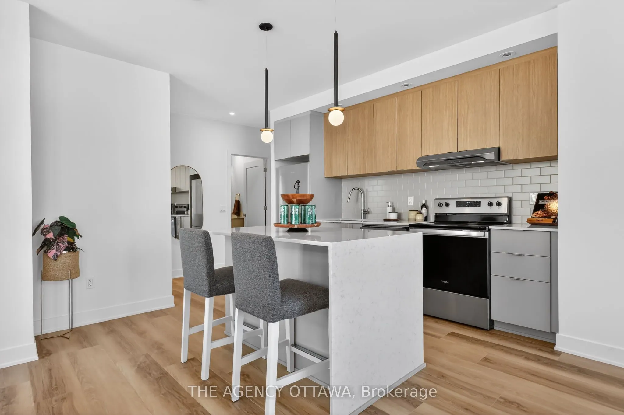 3085 Riverside Drive #201