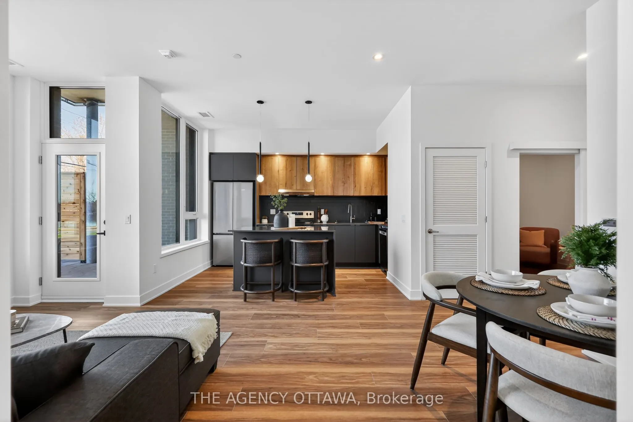 3085 Riverside Drive #103