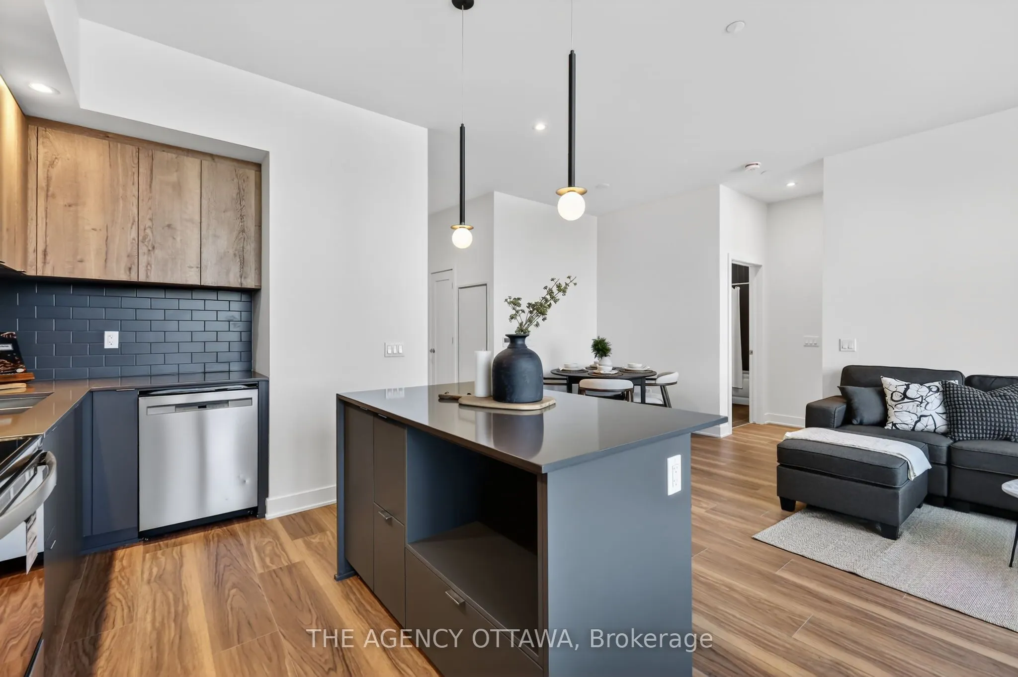3085 Riverside Drive #103