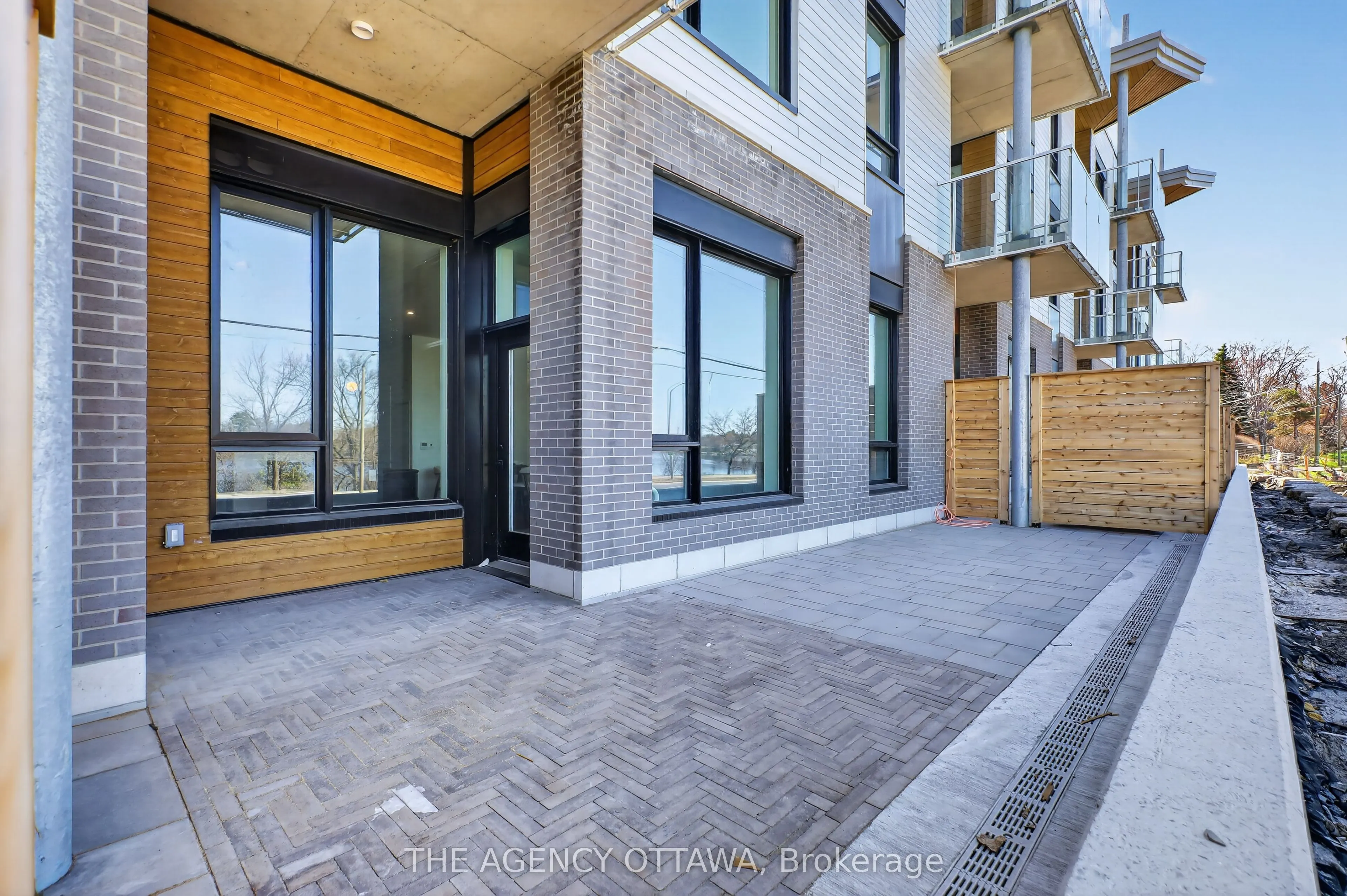 3085 Riverside Drive #103