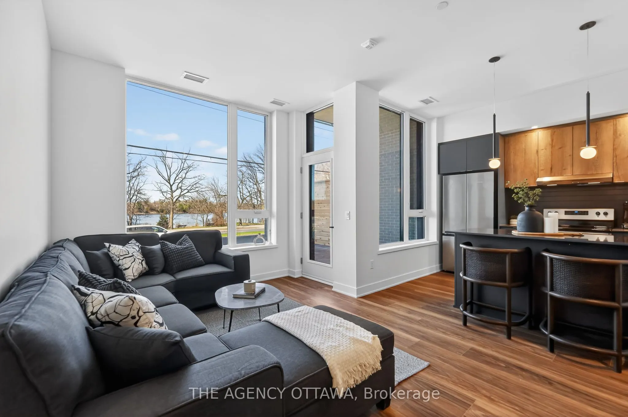 3085 Riverside Drive #103