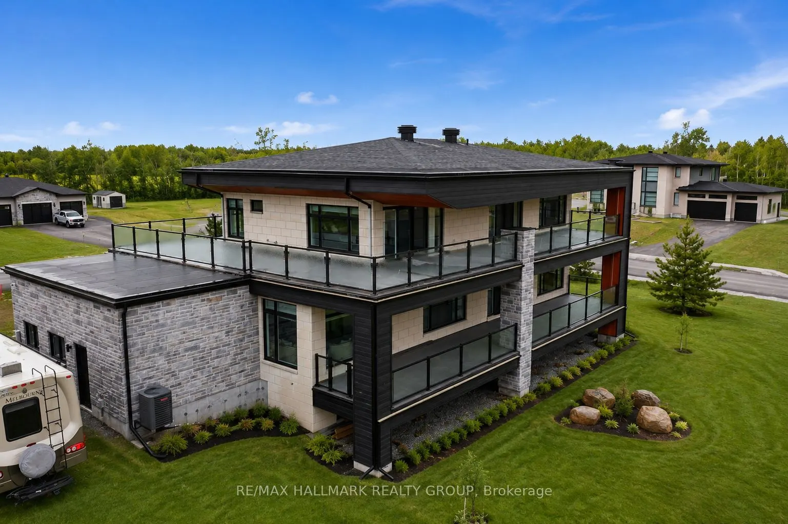 225 Summerview Terrace