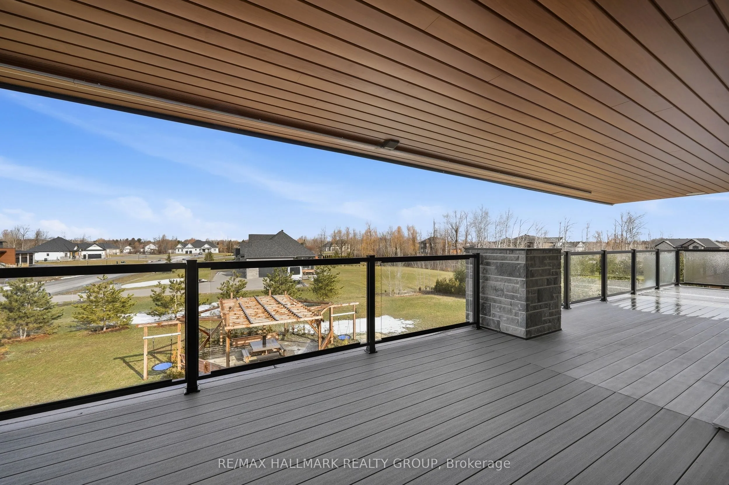 225 Summerview Terrace
