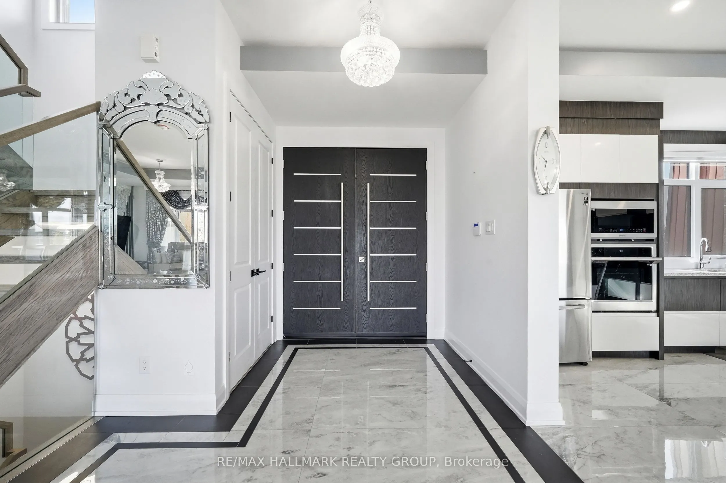 225 Summerview Terrace