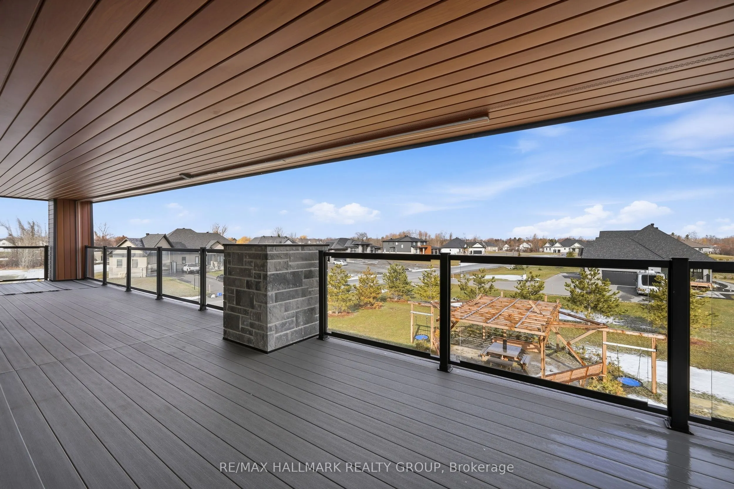 225 Summerview Terrace