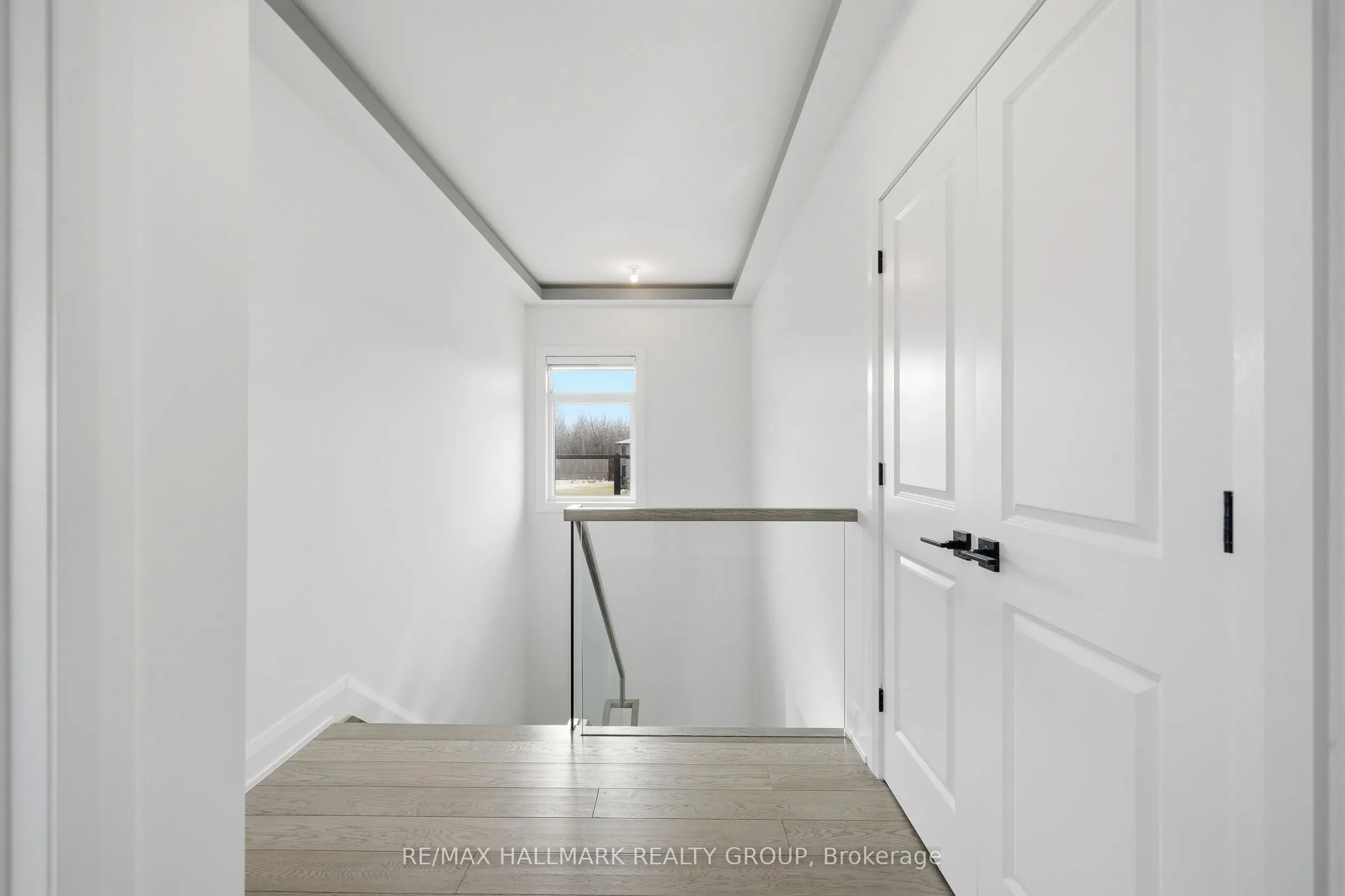 225 Summerview Terrace