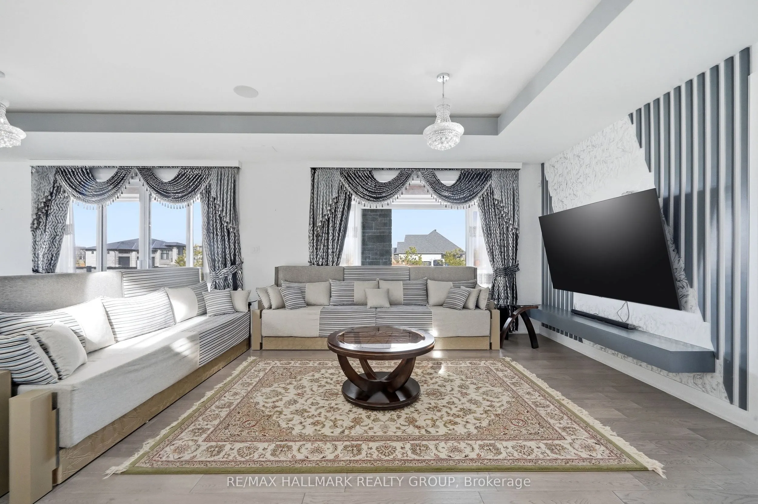 225 Summerview Terrace