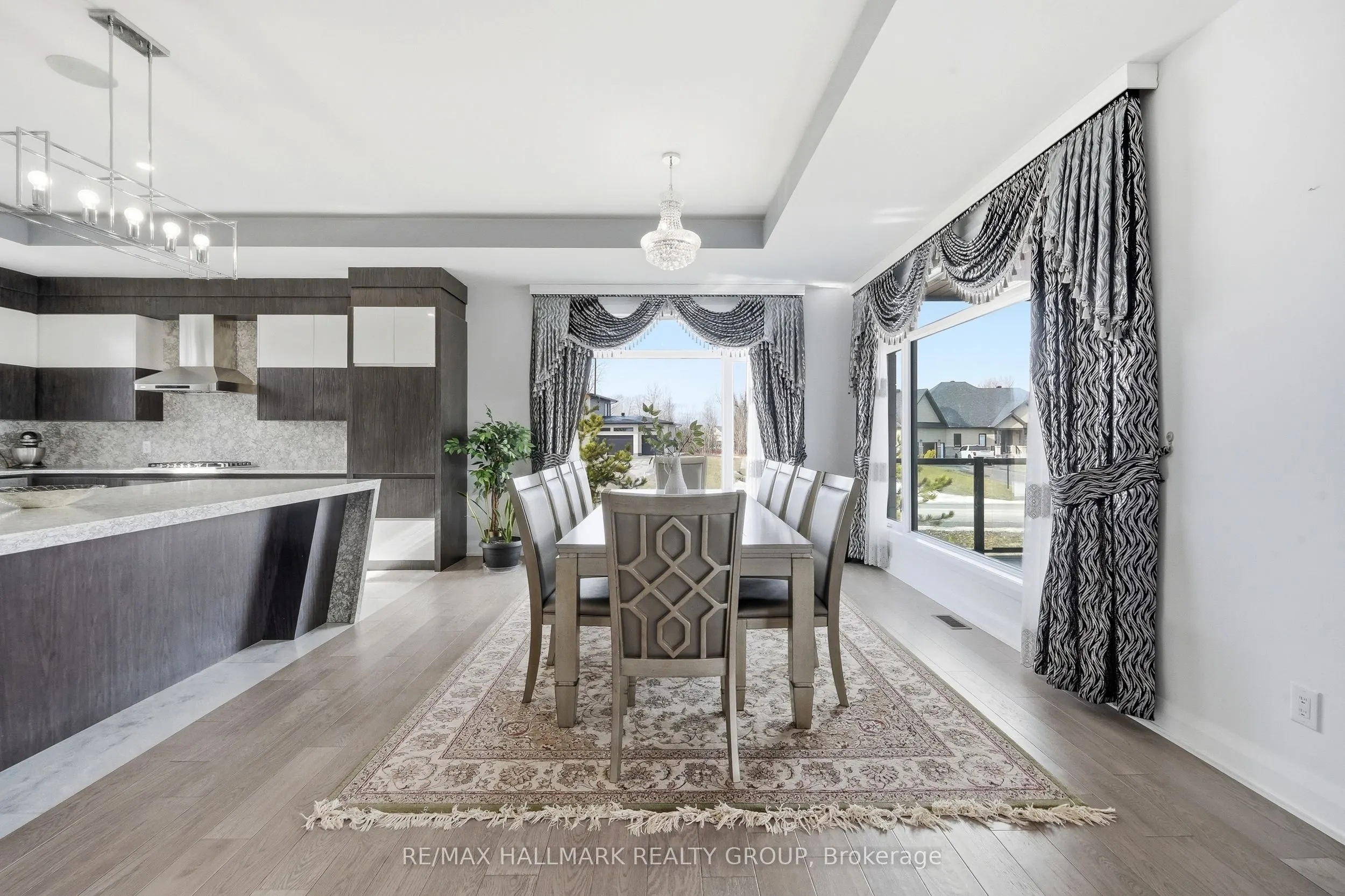 225 Summerview Terrace