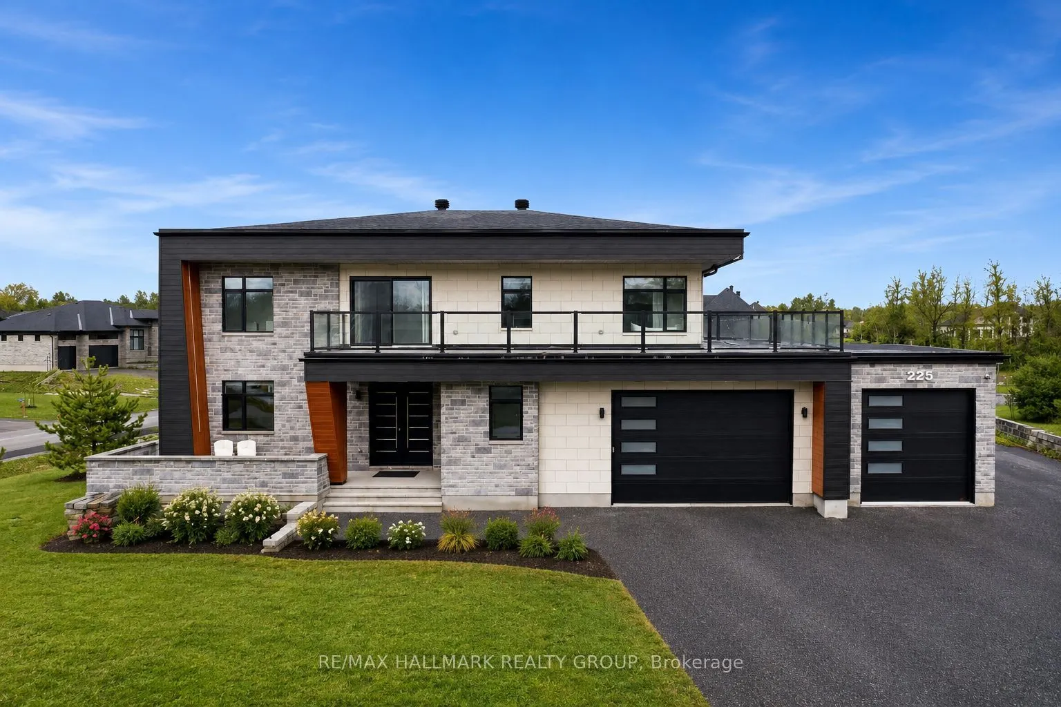 225 Summerview Terrace