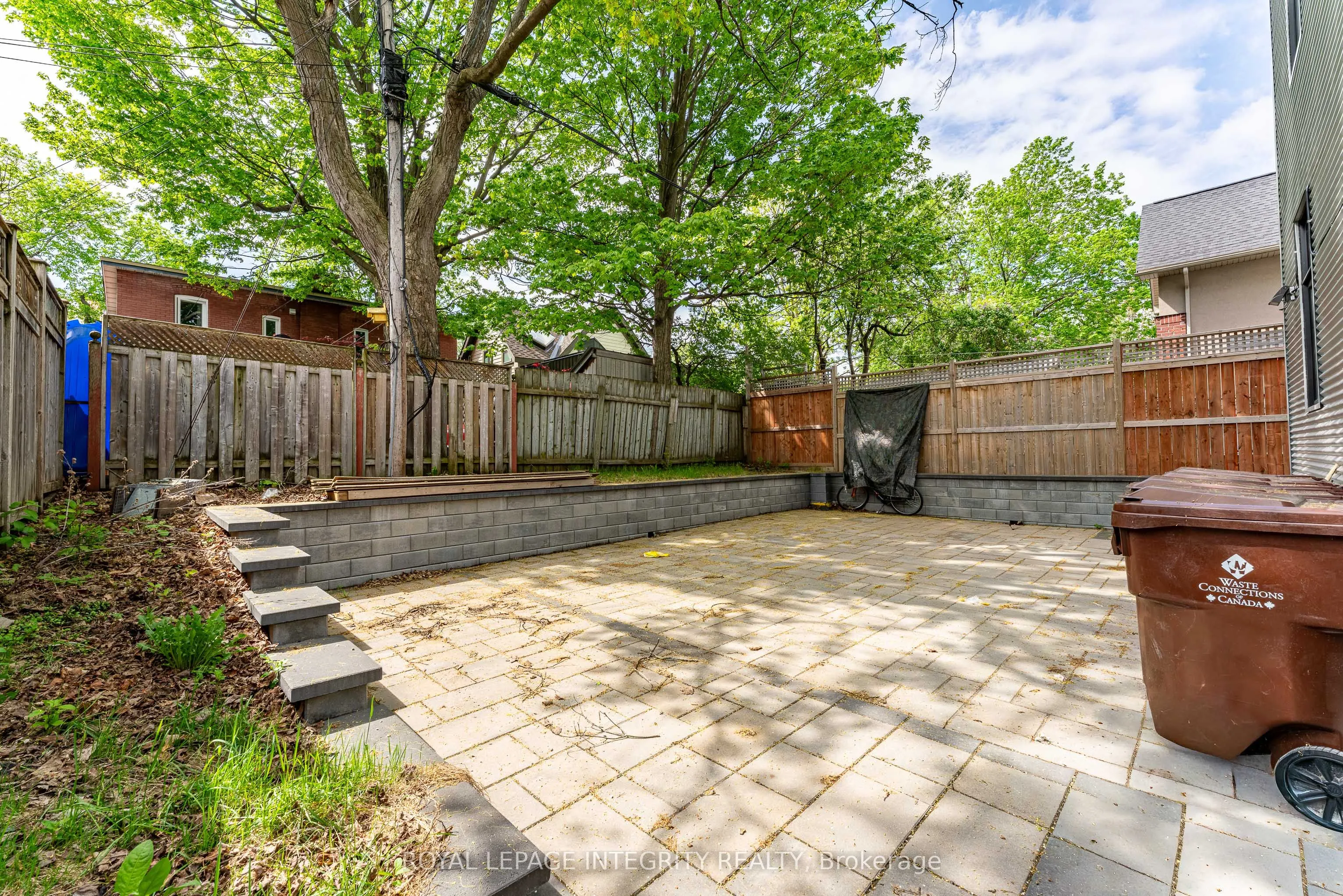 442 SUNNYSIDE Avenue