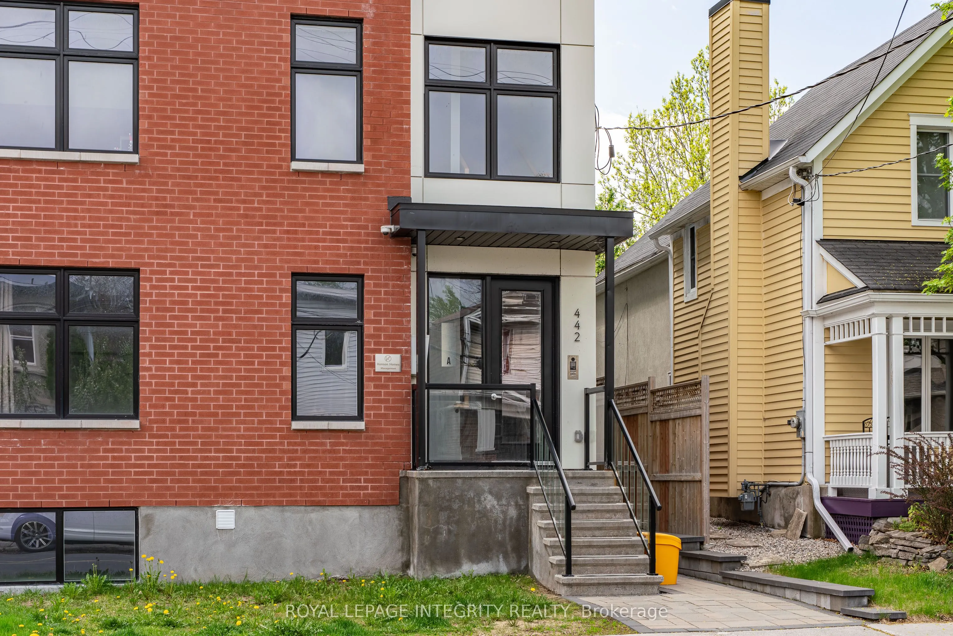 442 SUNNYSIDE Avenue