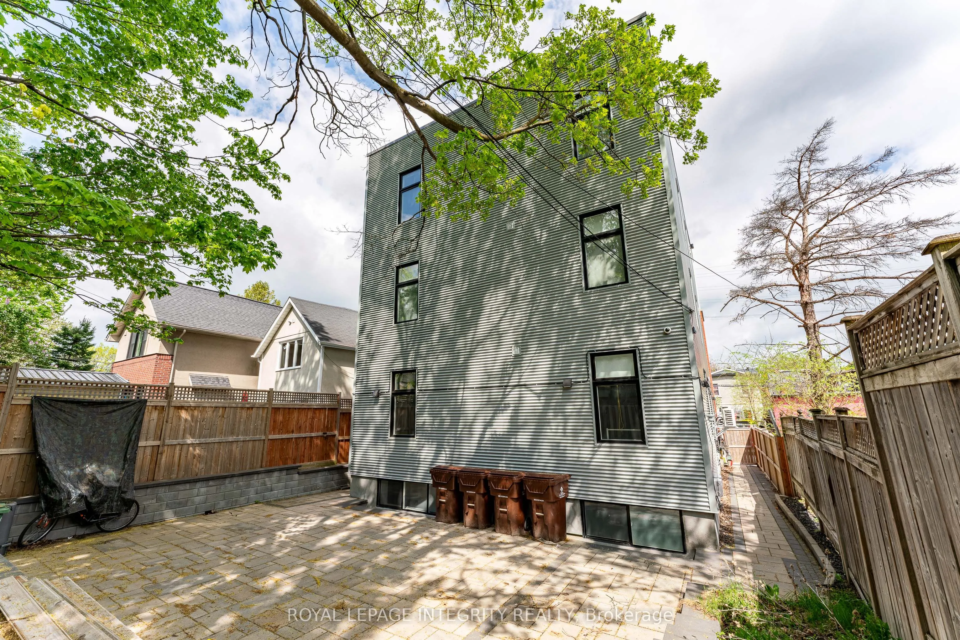 442 SUNNYSIDE Avenue