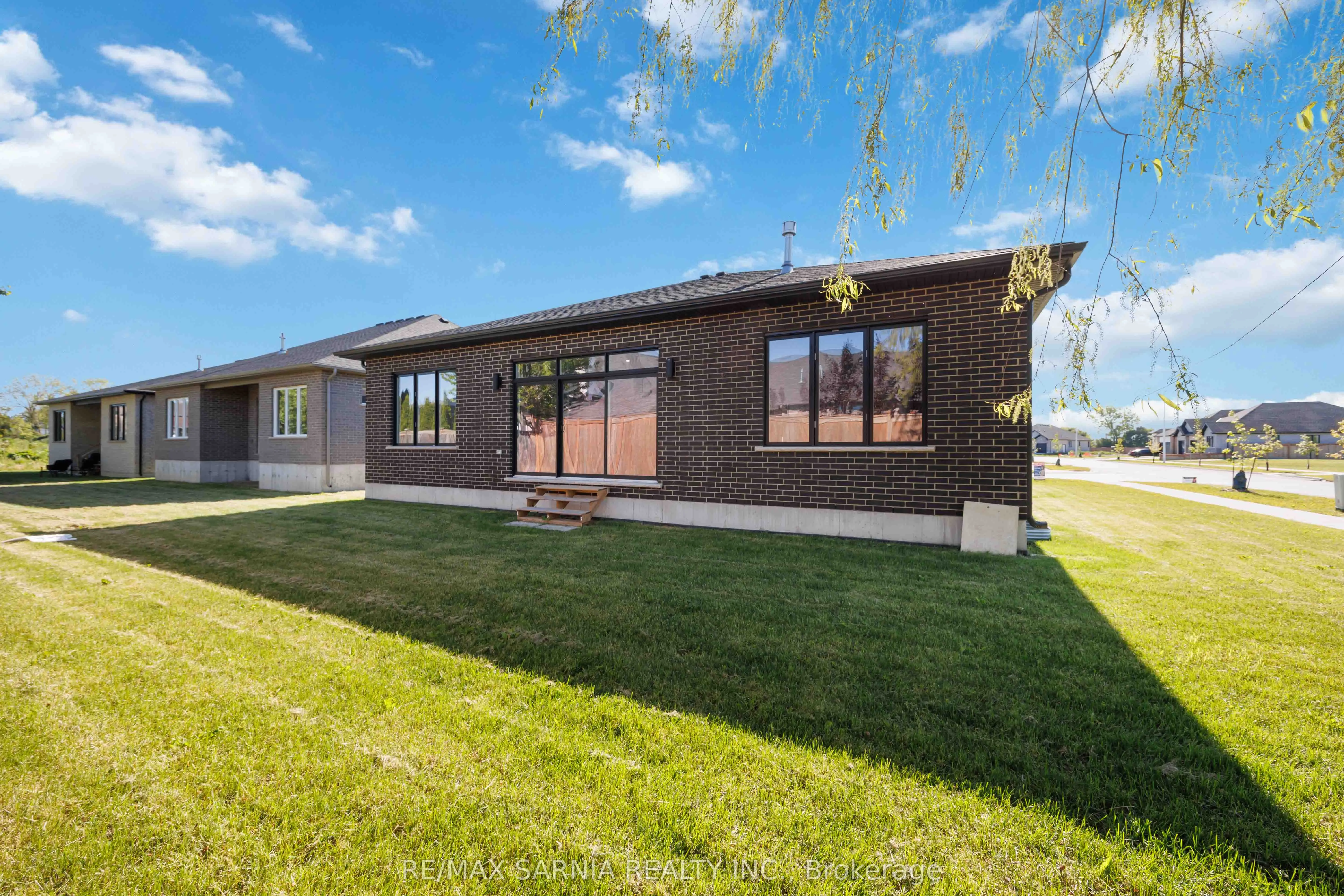 601 Sweetbay Crescent